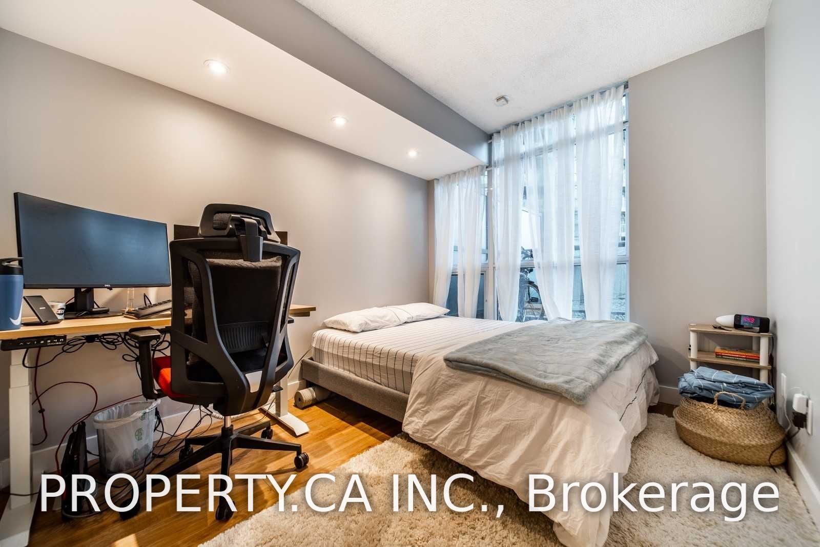 219 Fort York Boulevard 318 Property Photo 17