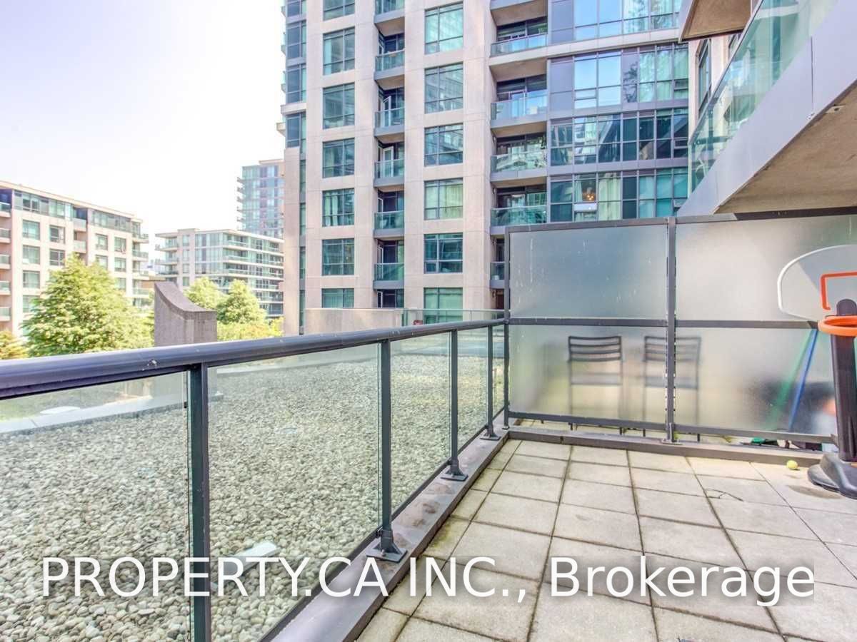 219 Fort York Boulevard 318 Property Photo 20