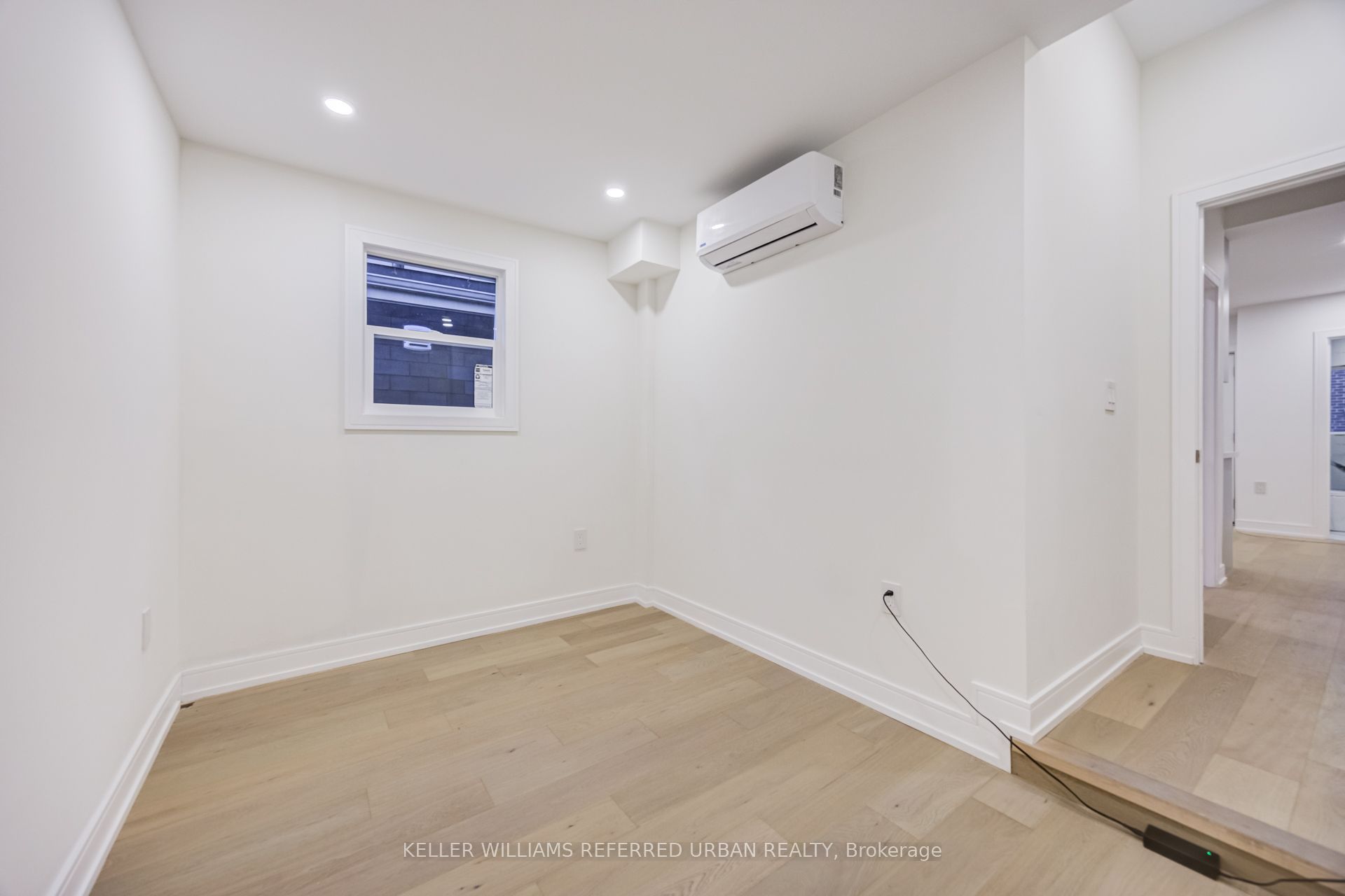 3455 Yonge Street Property Photo 17
