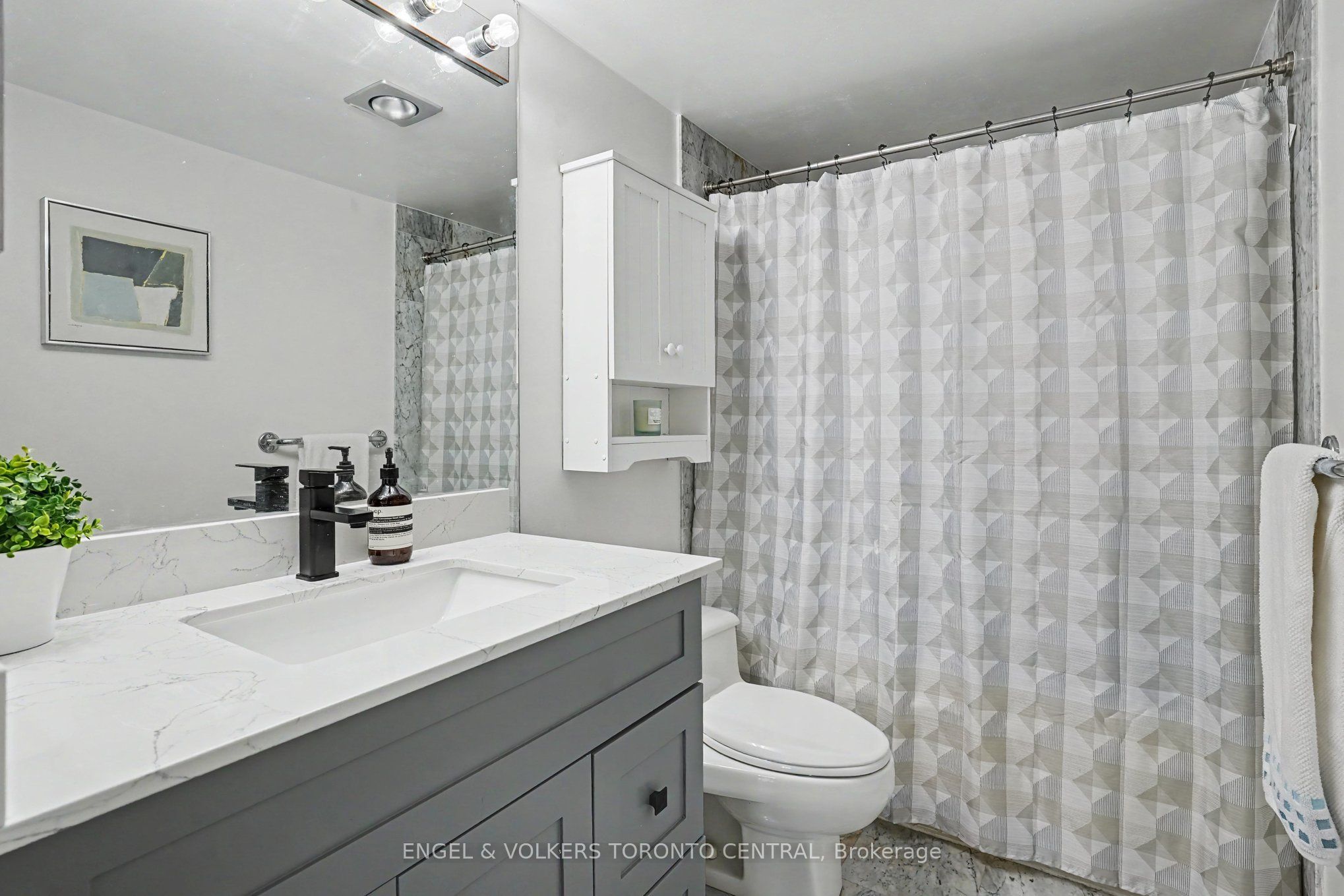 7 Broadway Avenue 601 Property Photo 13