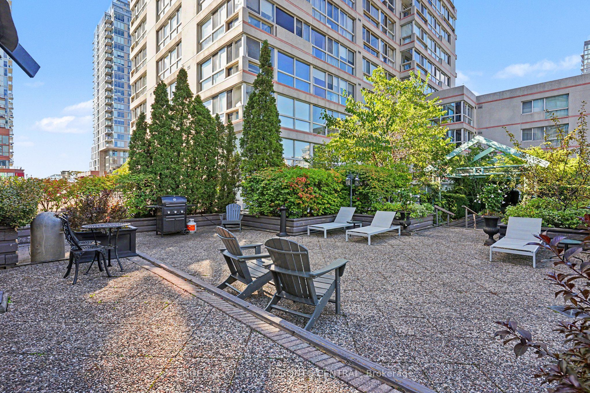 7 Broadway Avenue 601 Property Photo 16