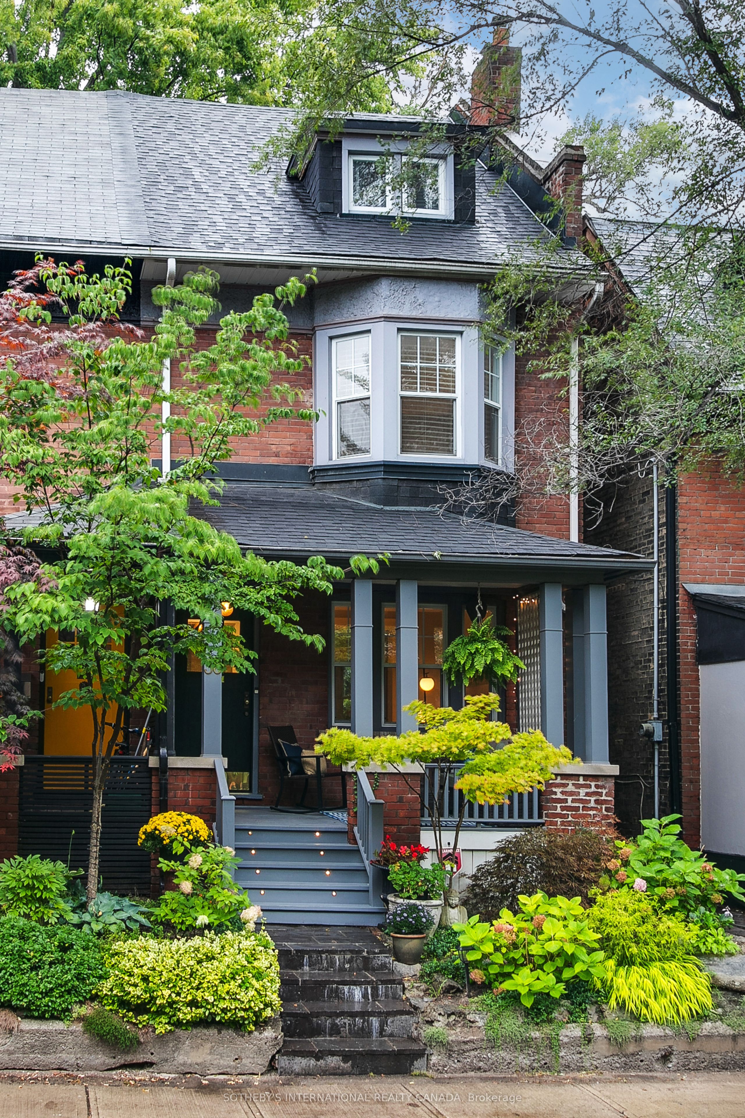 36 Aberdeen Avenue Property Photo 4