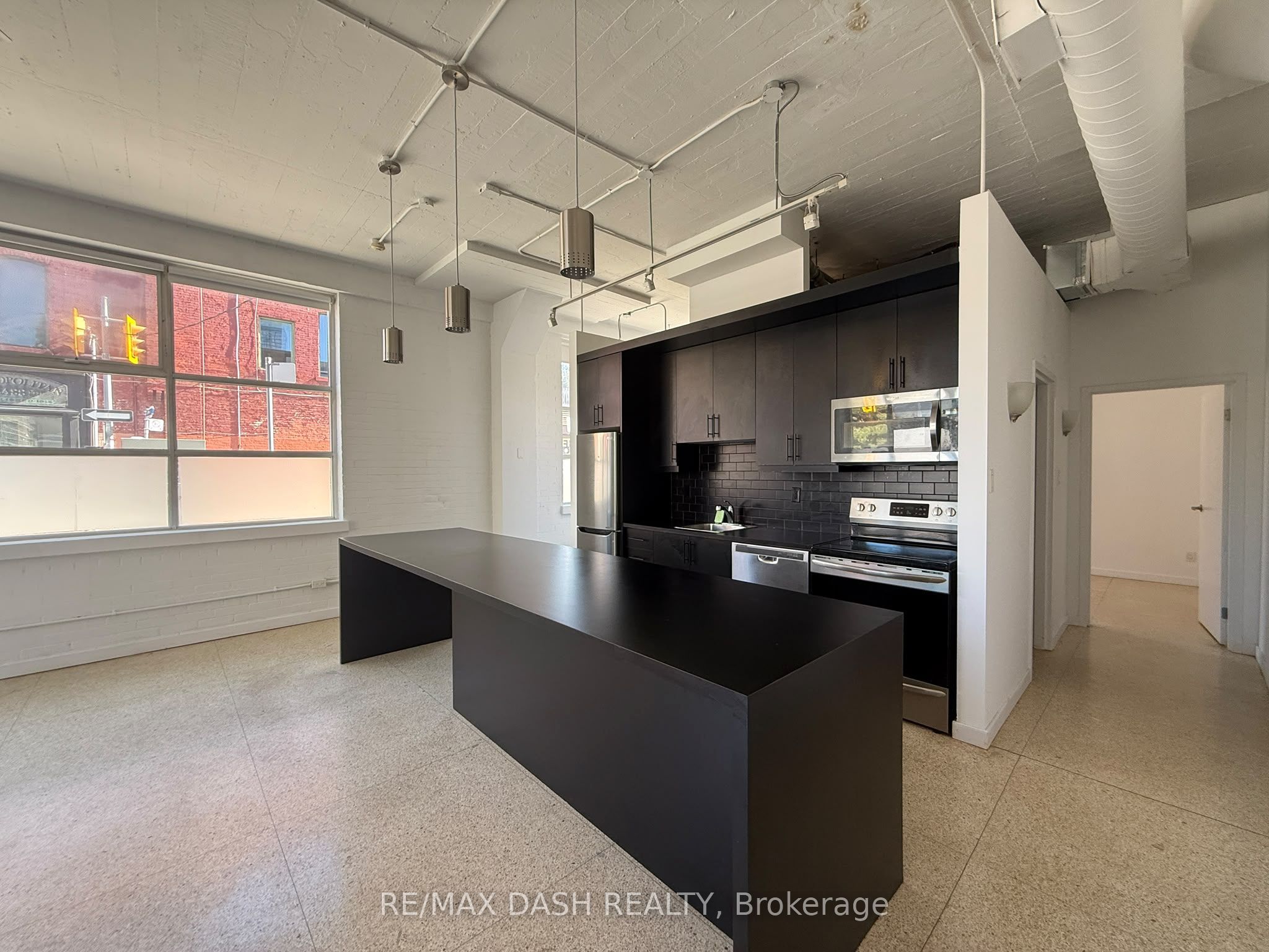 365 Dundas Street E 104 Property Photo 5