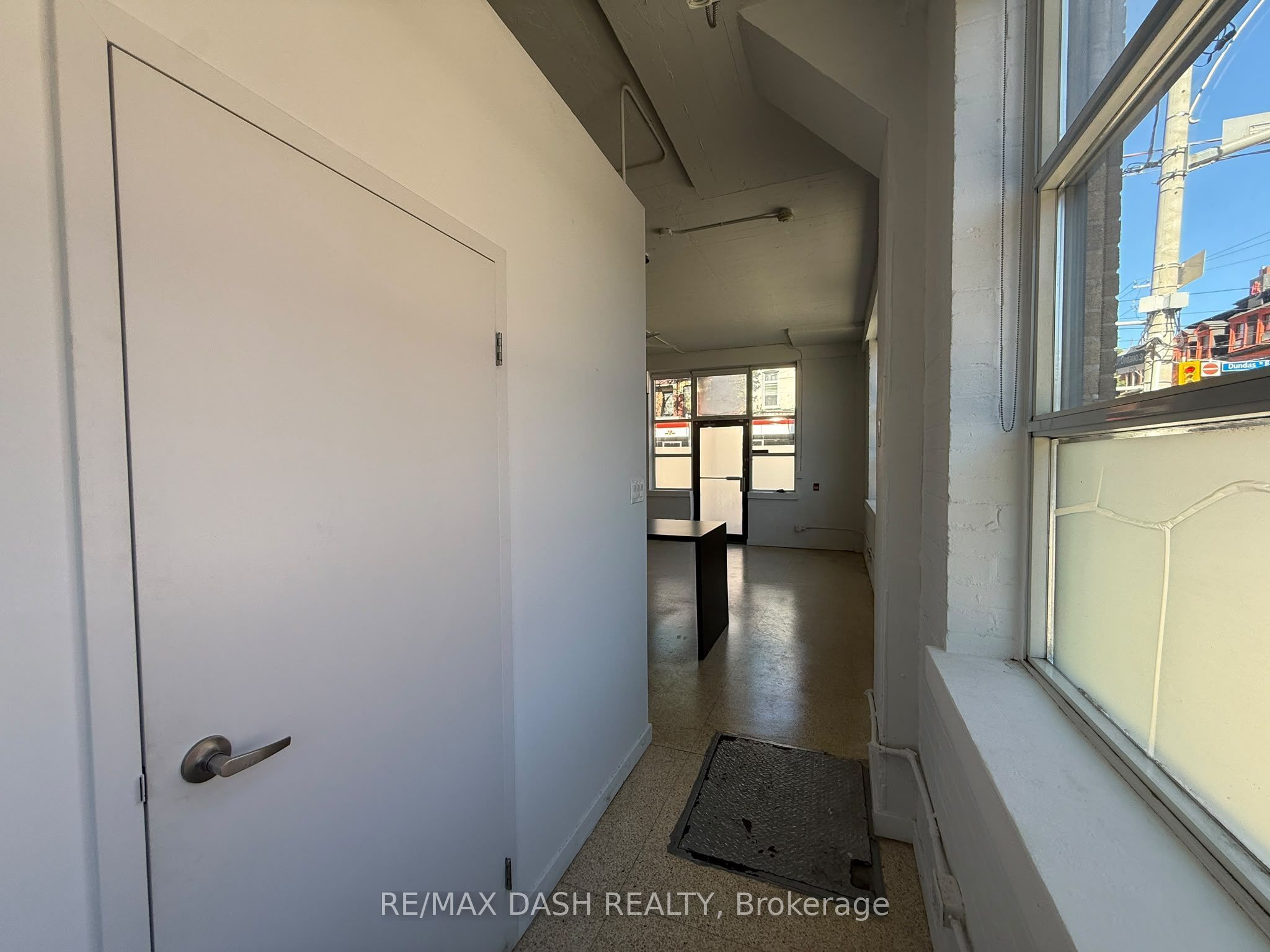 365 Dundas Street E 104 Property Photo 10