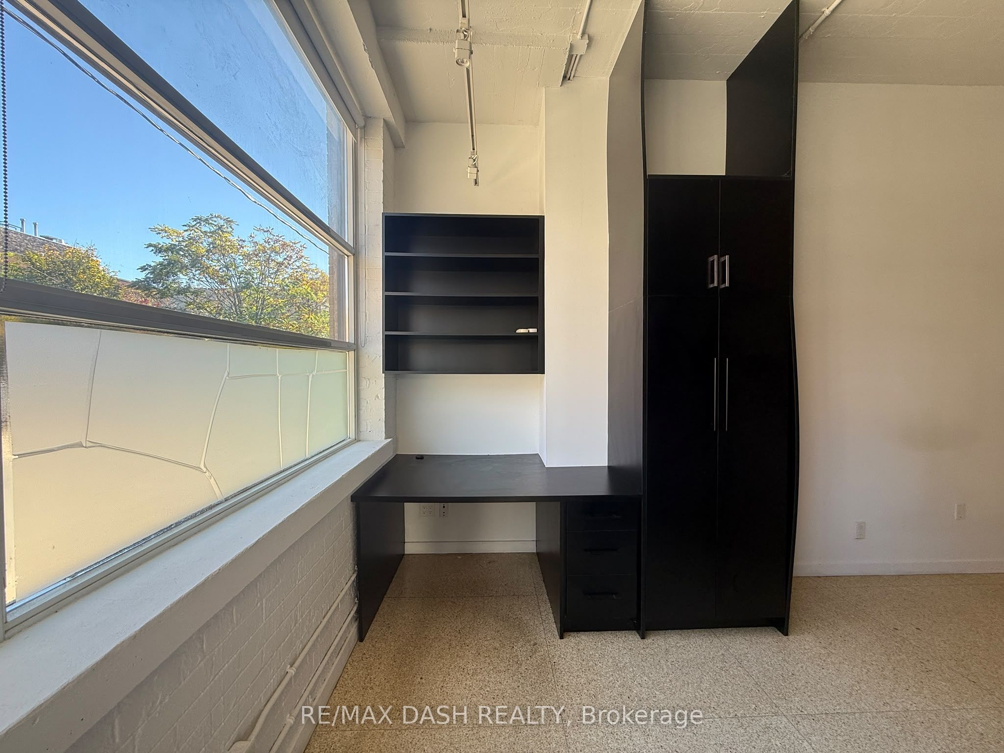 365 Dundas Street E 104 Property Photo 11