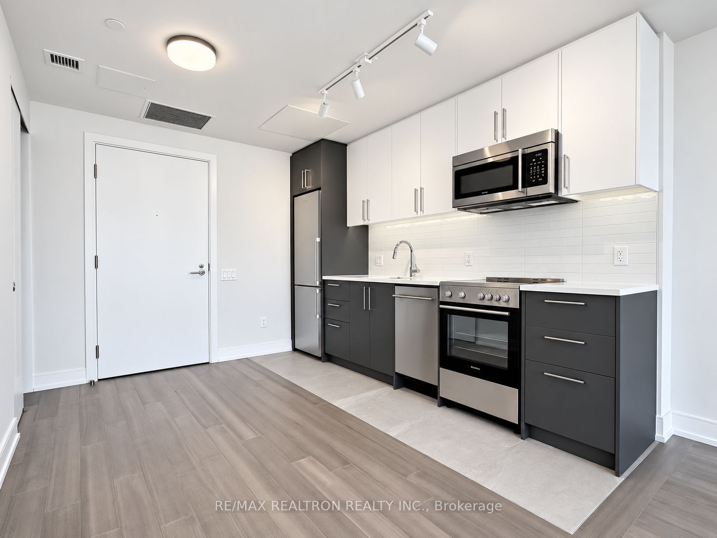 664 Spadina Avenue 1004 Property Photo 6