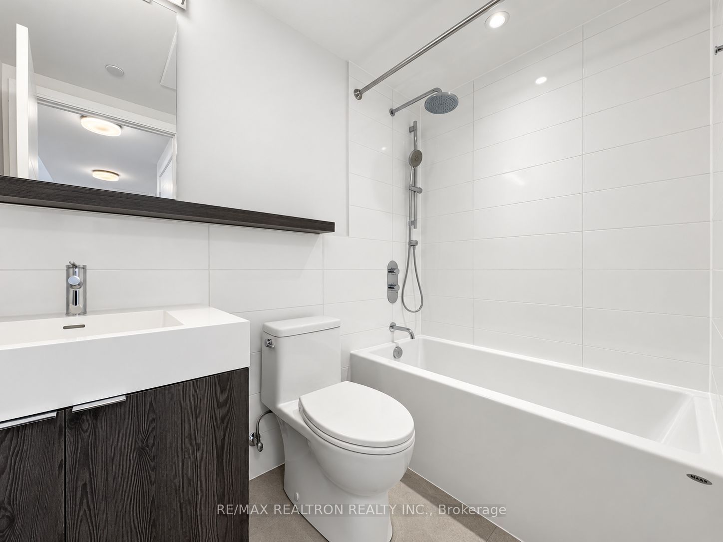 664 Spadina Avenue 1004 Property Photo 9