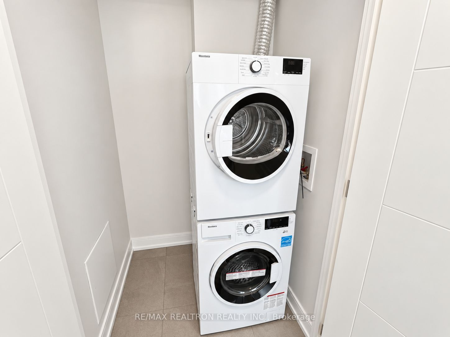 664 Spadina Avenue 1004 Property Photo 11