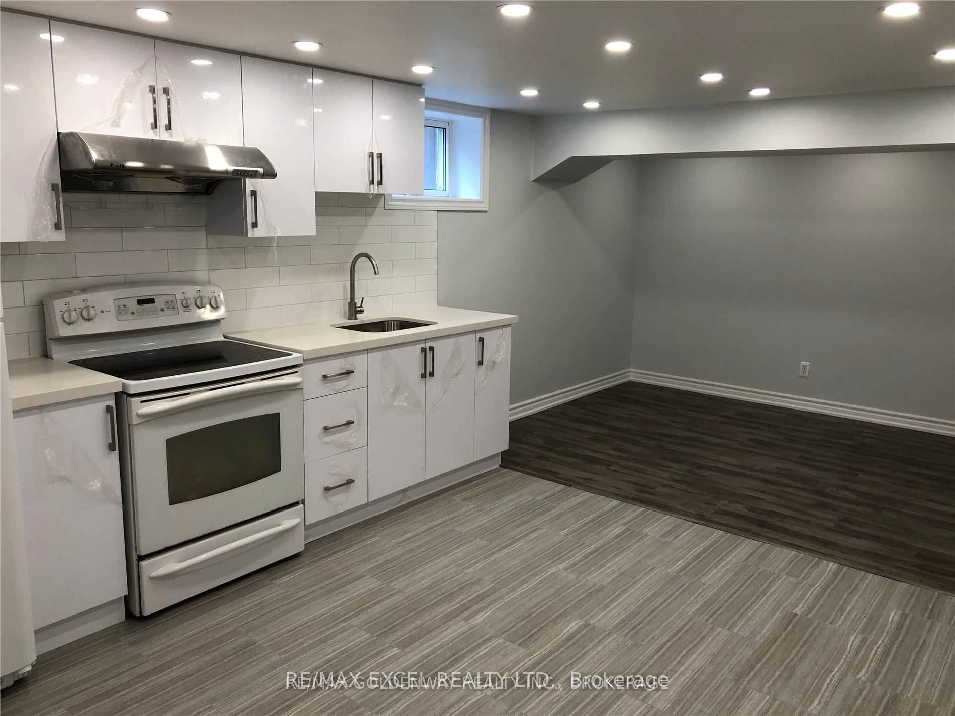30 Hazelnut Crescent Bsmt Property Photo 2