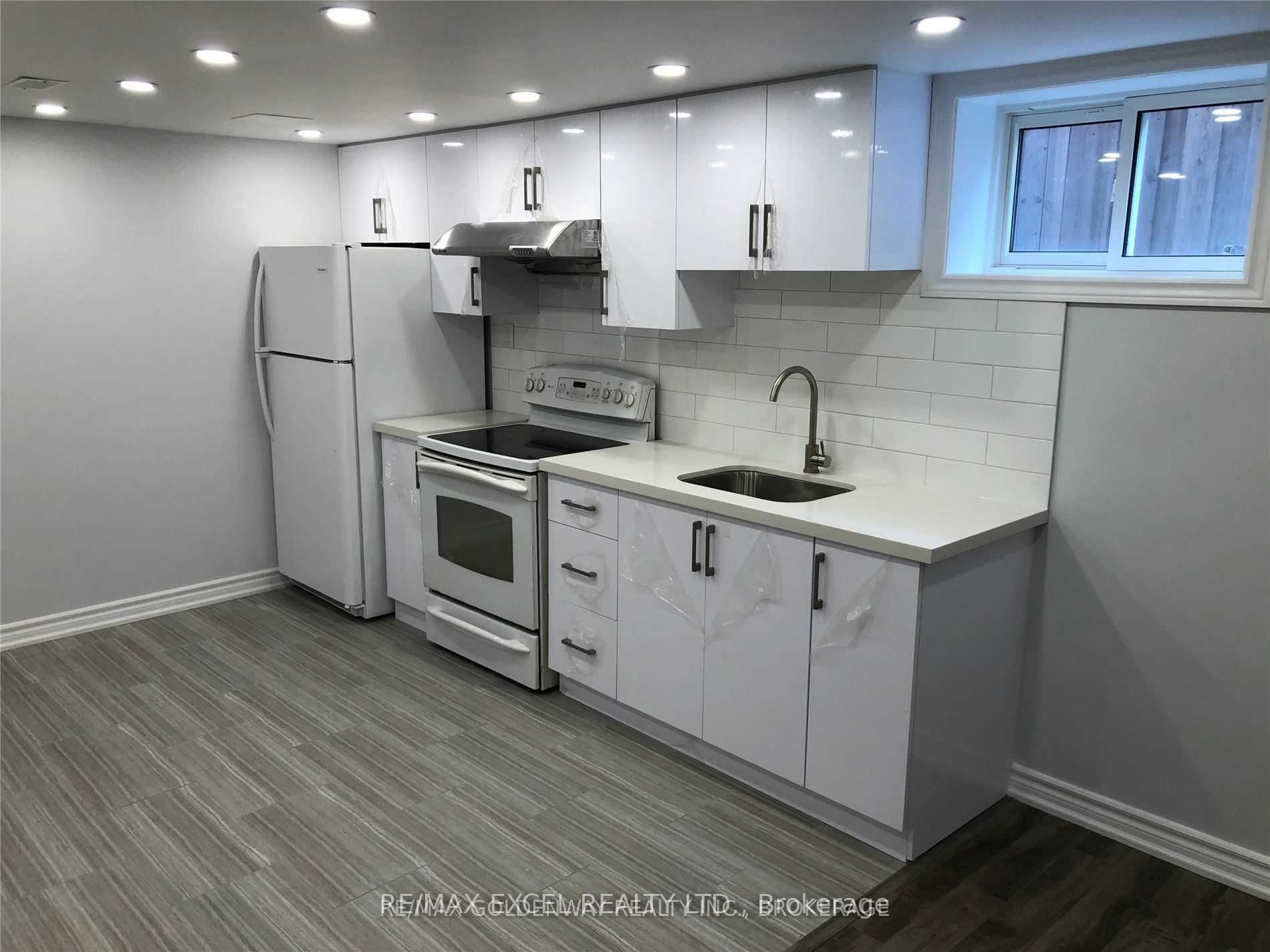 30 Hazelnut Crescent Bsmt Property Photo 3
