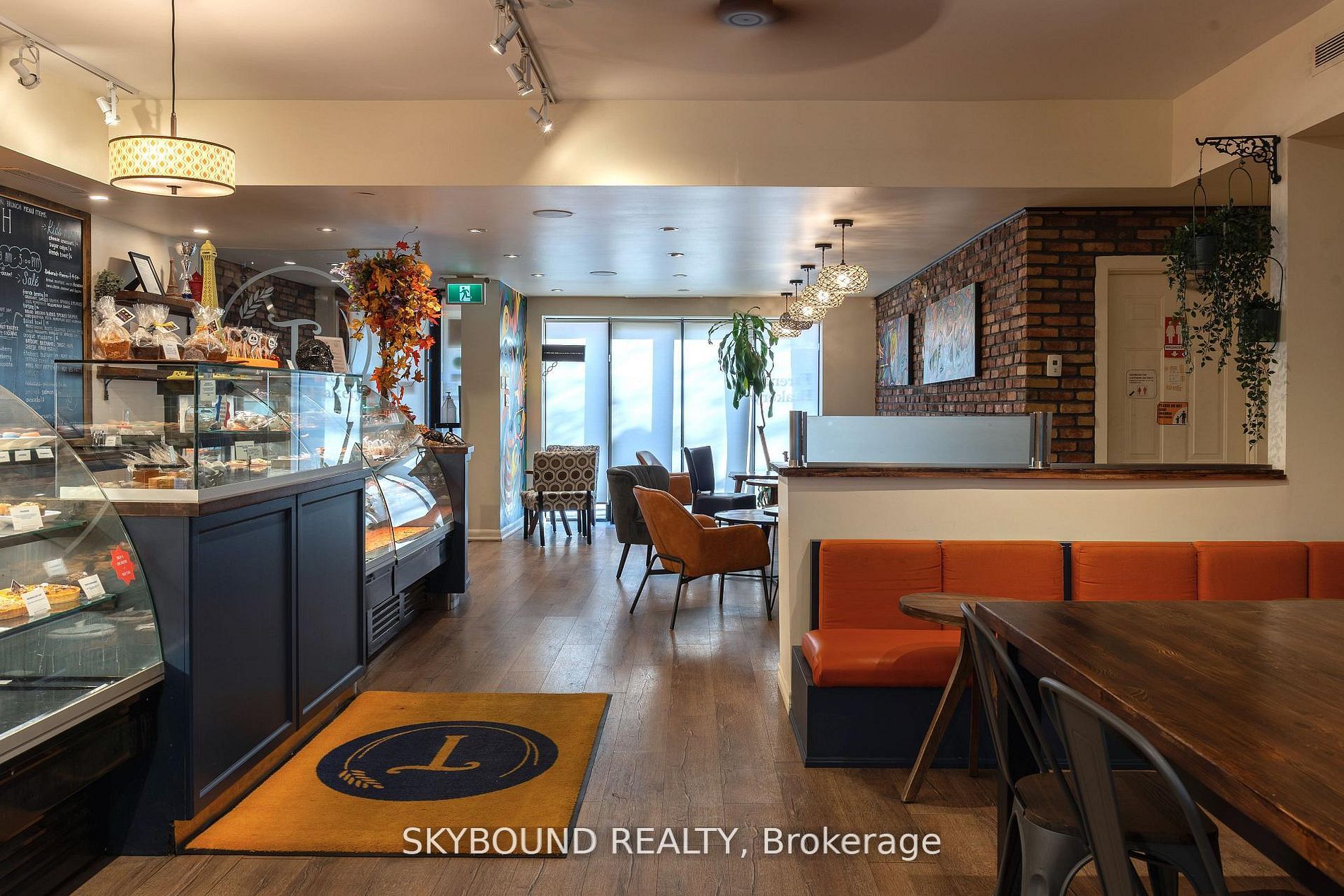1116 Eglinton Avenue W Retail Unit Property Photo 18