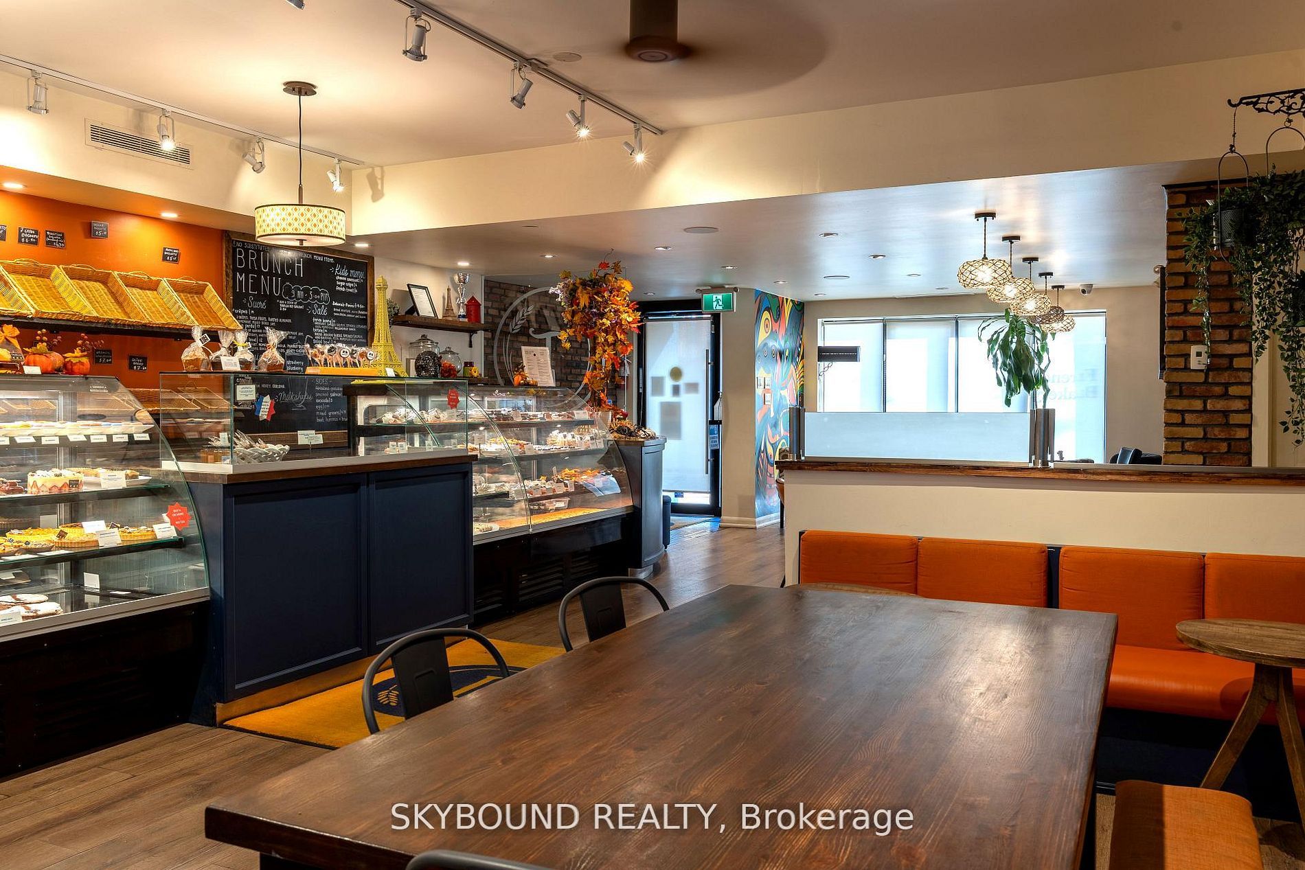 1116 Eglinton Avenue W Retail Unit Property Photo 19