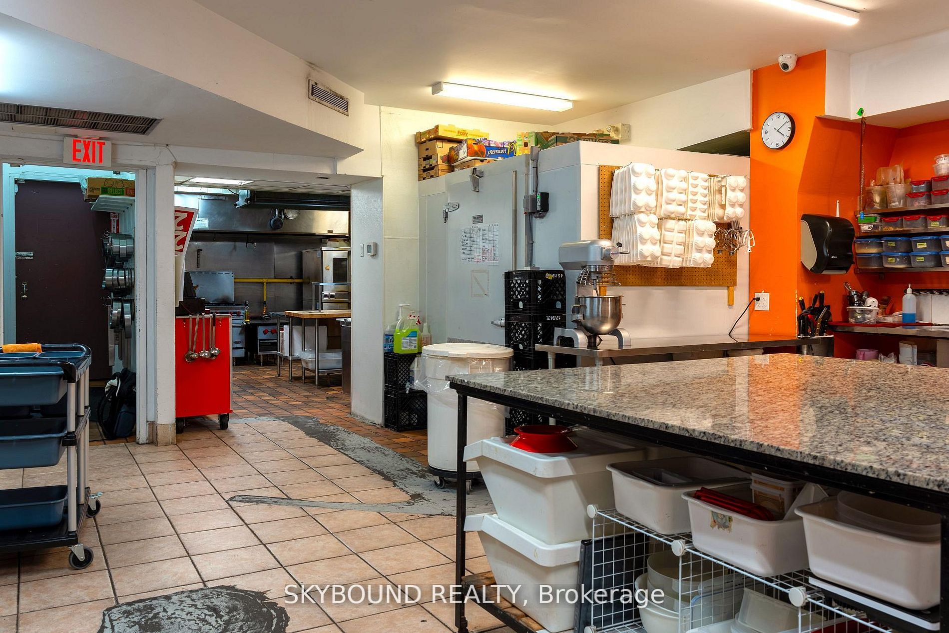 1116 Eglinton Avenue W Retail Unit Property Photo 22