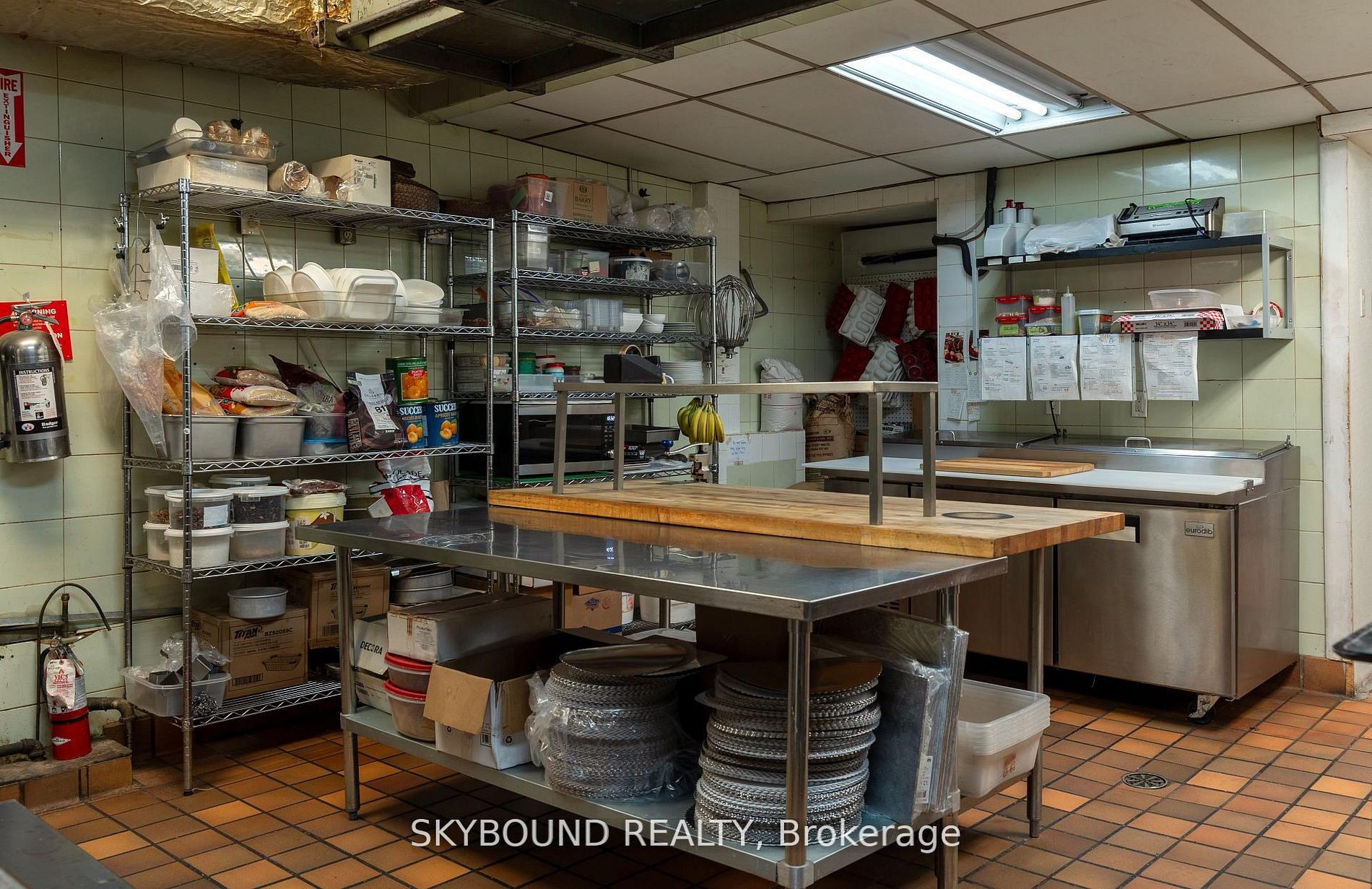 1116 Eglinton Avenue W Retail Unit Property Photo 23