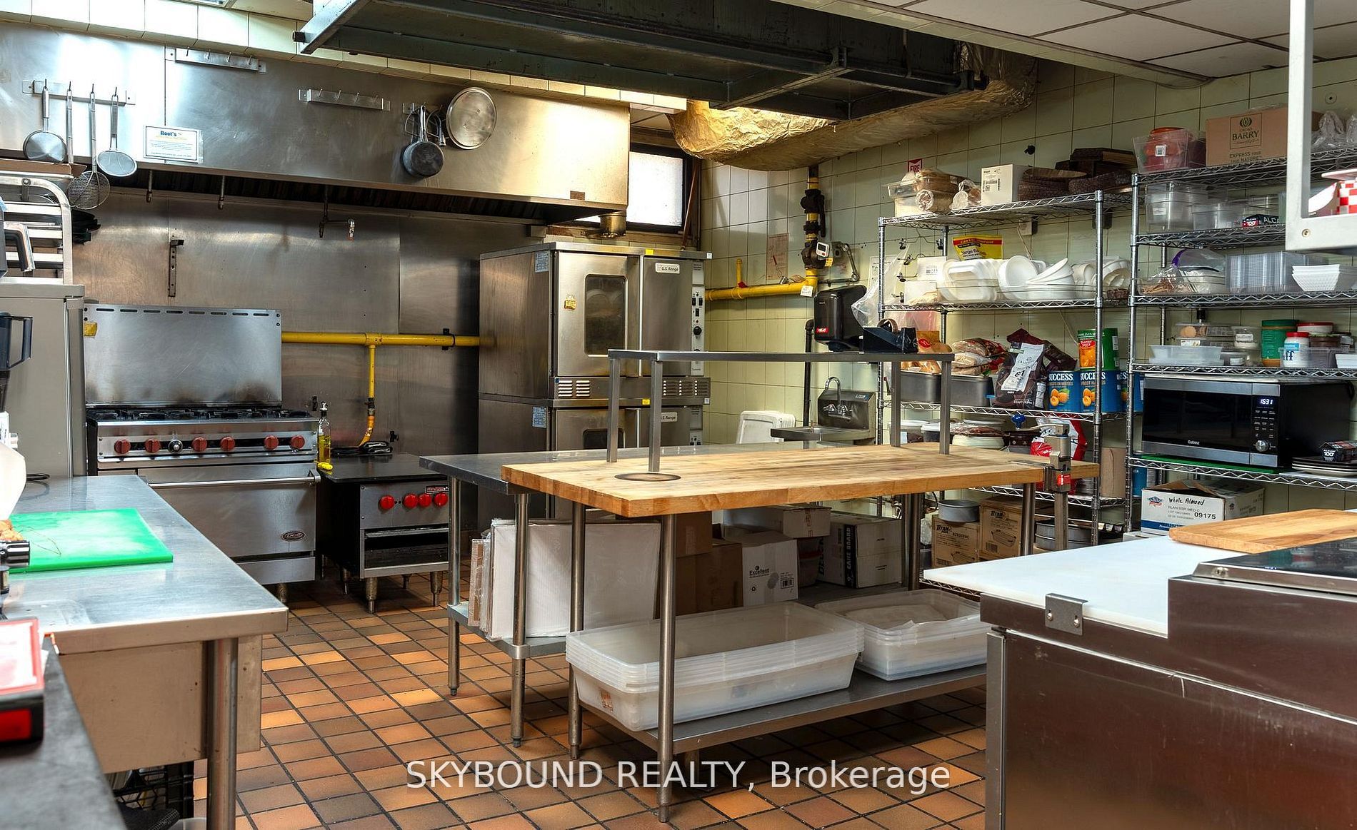 1116 Eglinton Avenue W Retail Unit Property Photo 24
