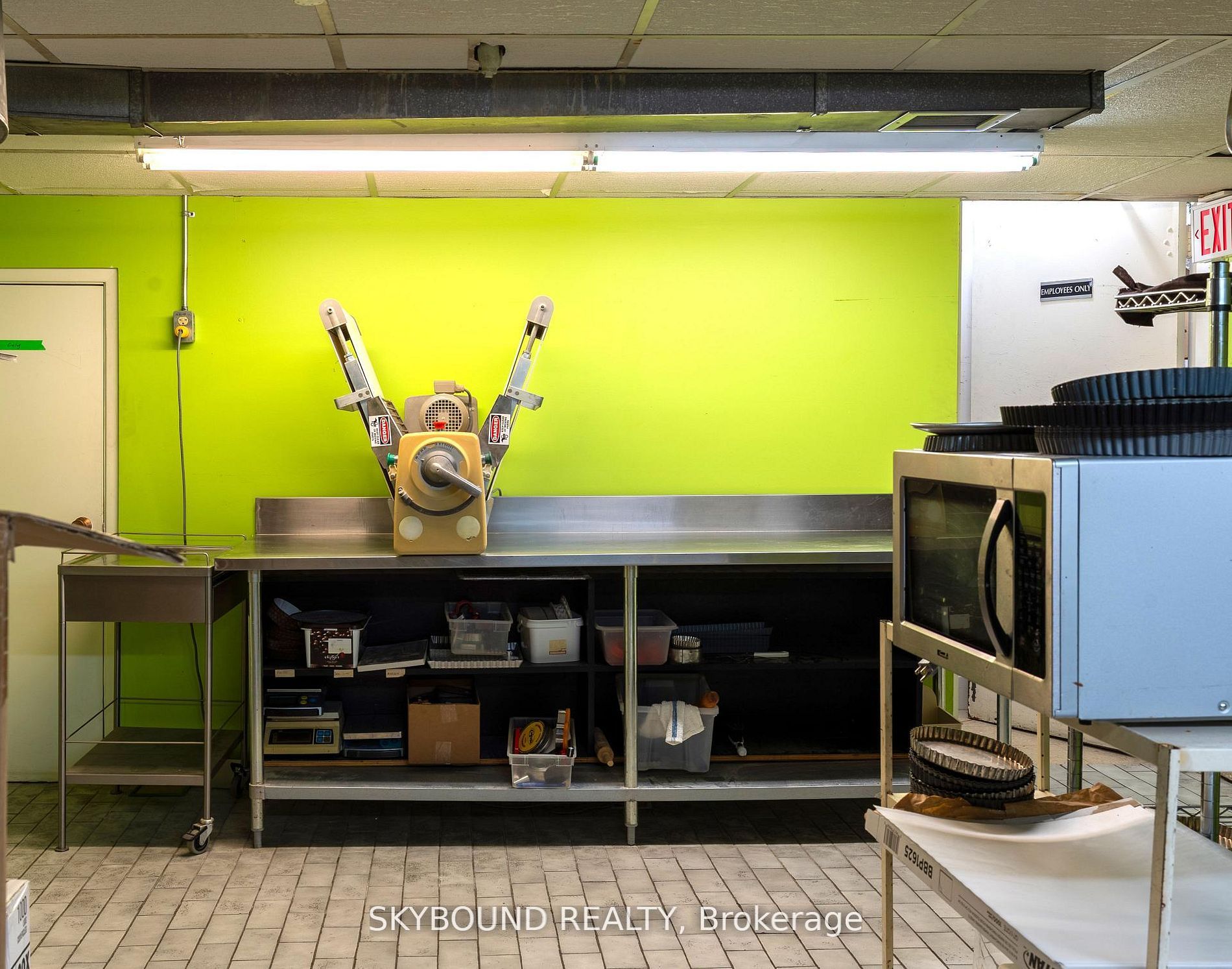 1116 Eglinton Avenue W Retail Unit Property Photo 26