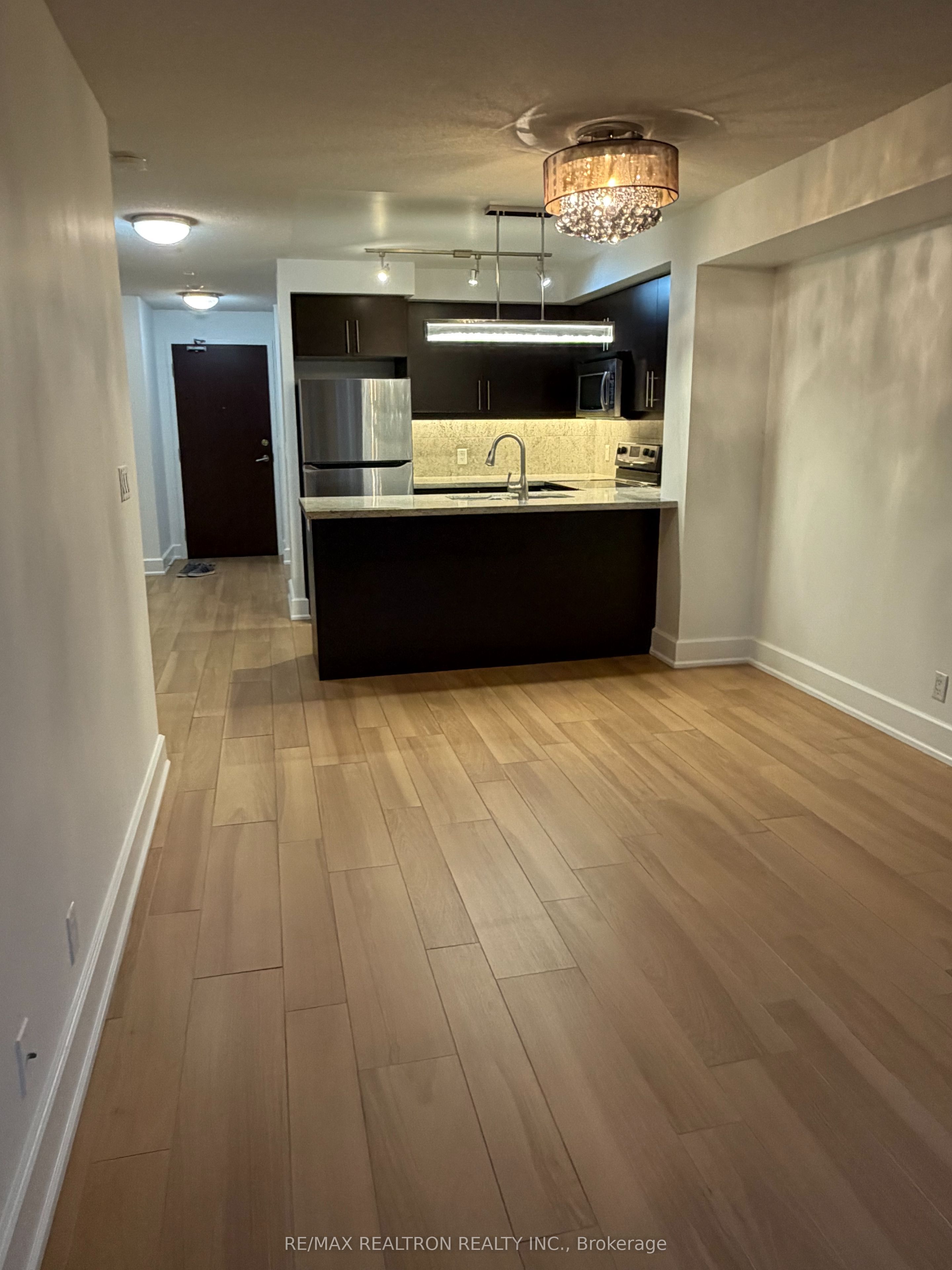 676 Sheppard Avenue E 311 Property Photo 5