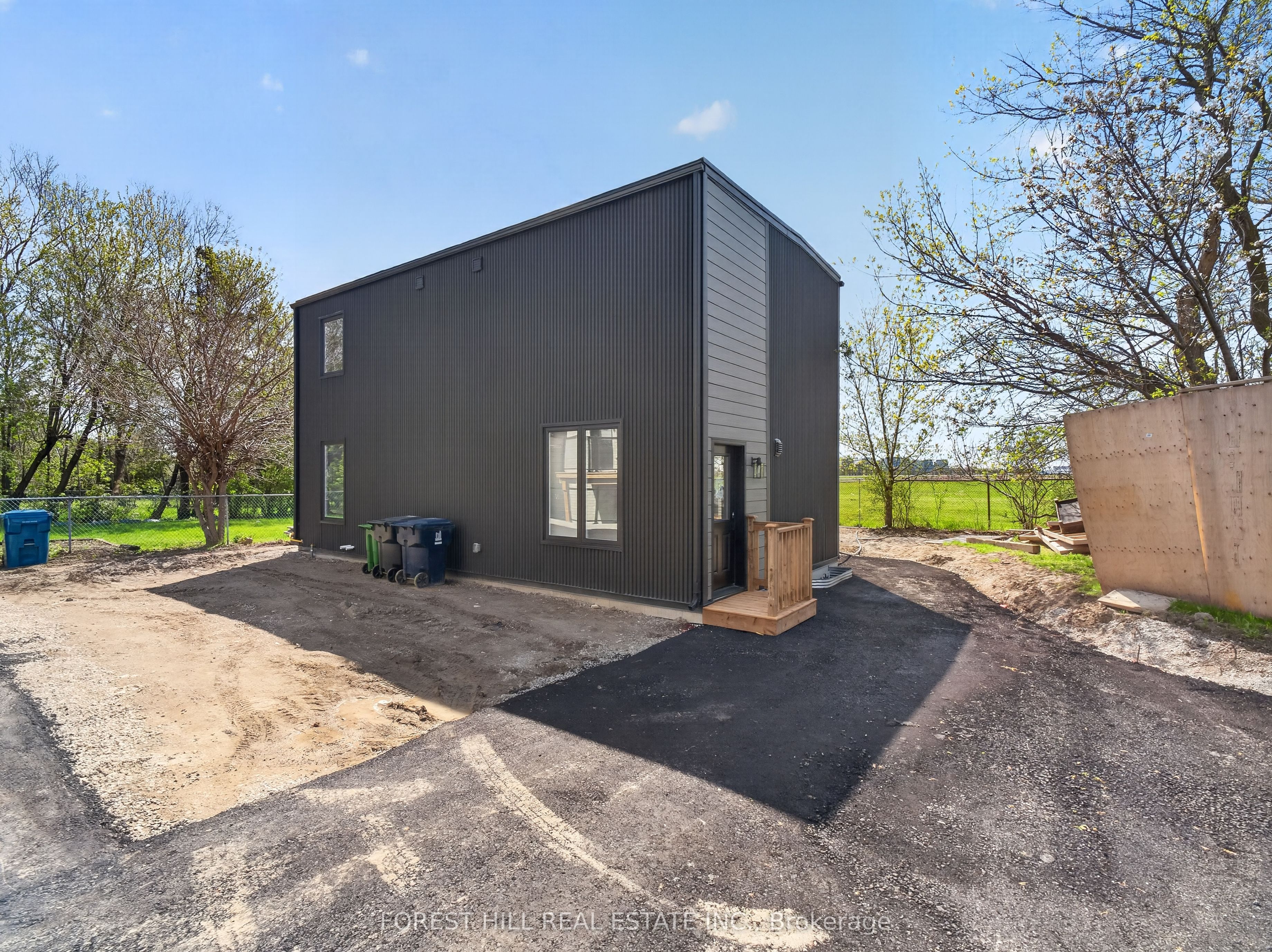 5 Hopperton Drive R - Garden Property Photo 1