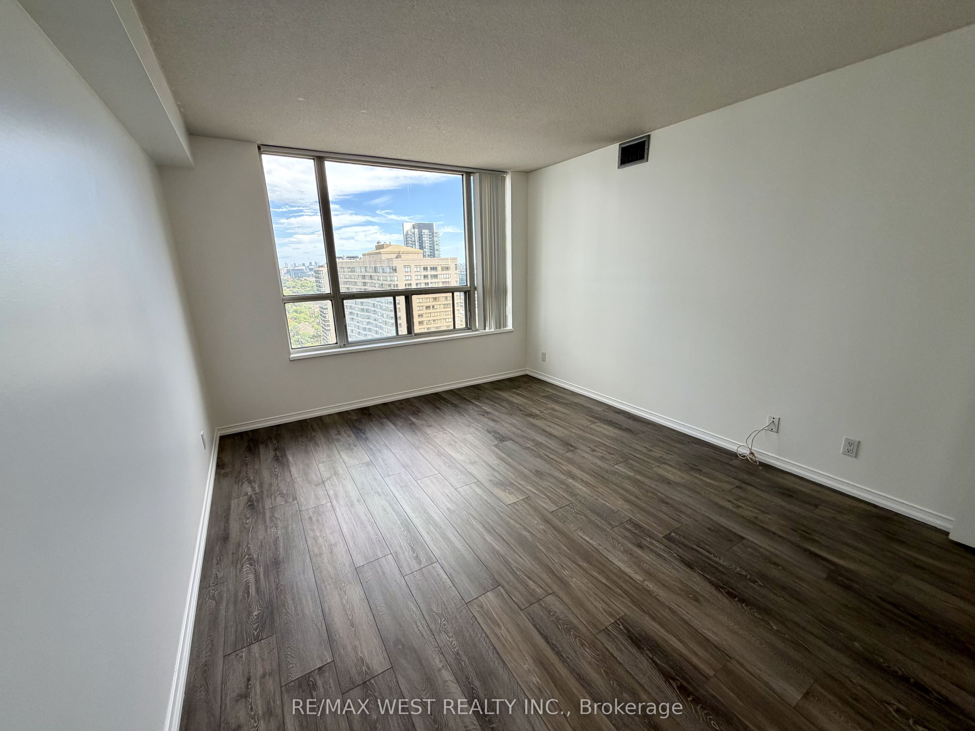 100 Upper Madison Avenue 2405 Property Photo 13