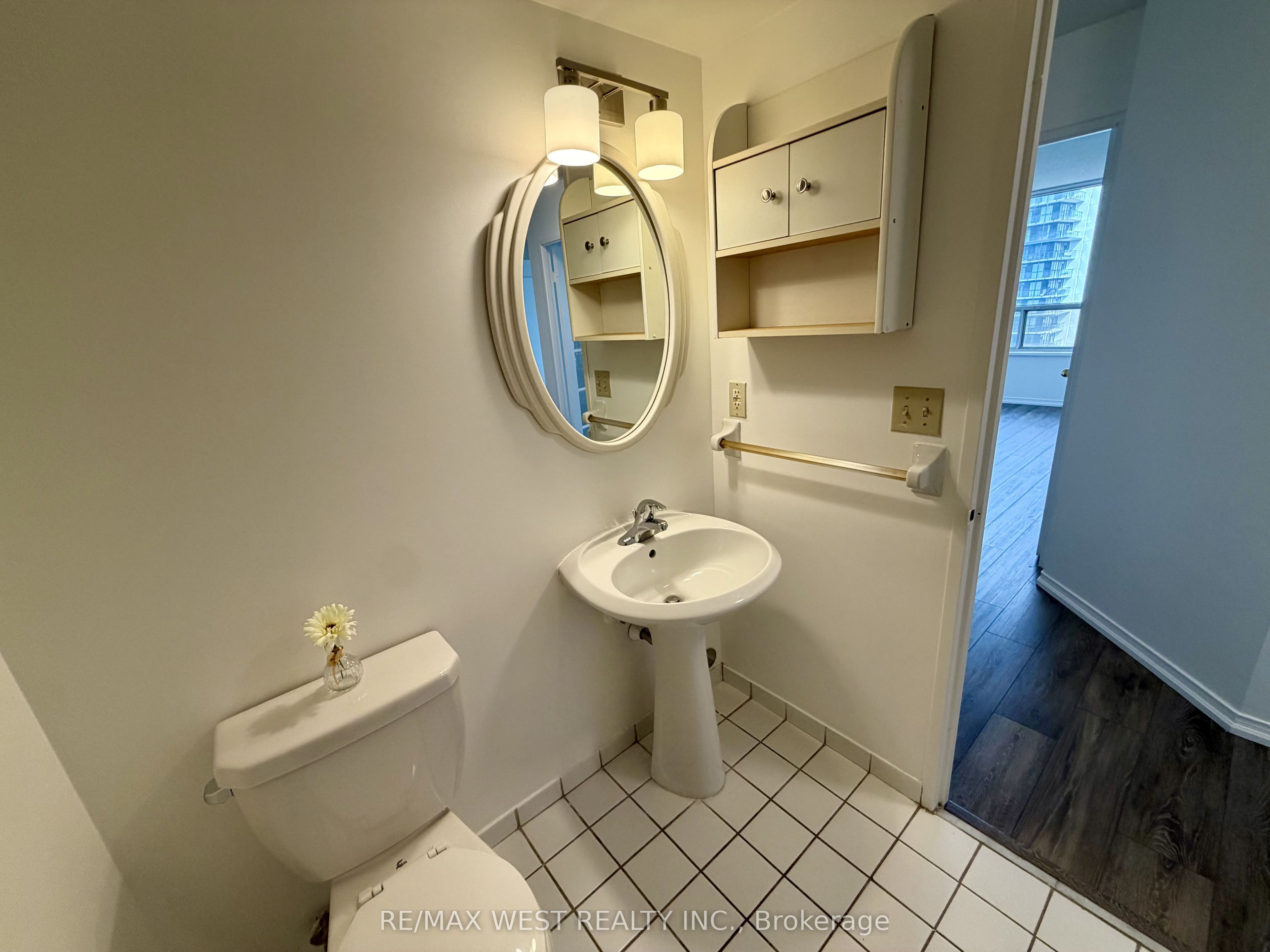 100 Upper Madison Avenue 2405 Property Photo 23