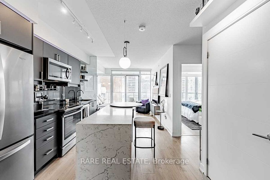 50 Wellesley Street E 1109 Property Photo 4