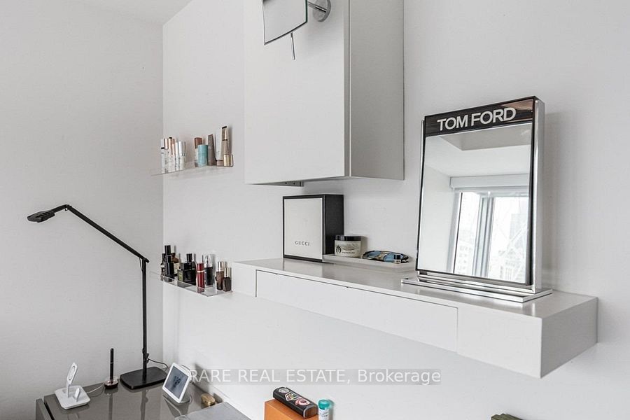 50 Wellesley Street E 1109 Property Photo 24