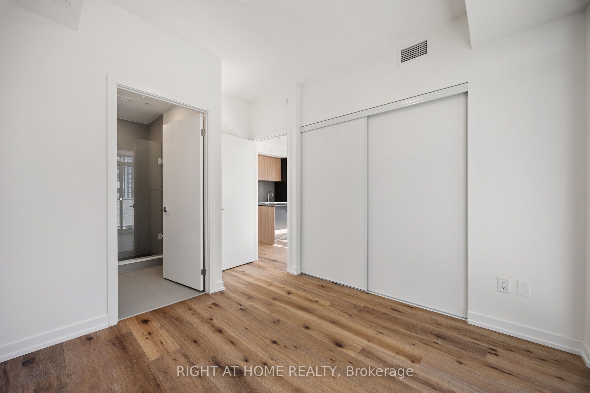 89 Church Street 4608 Property Photo 13