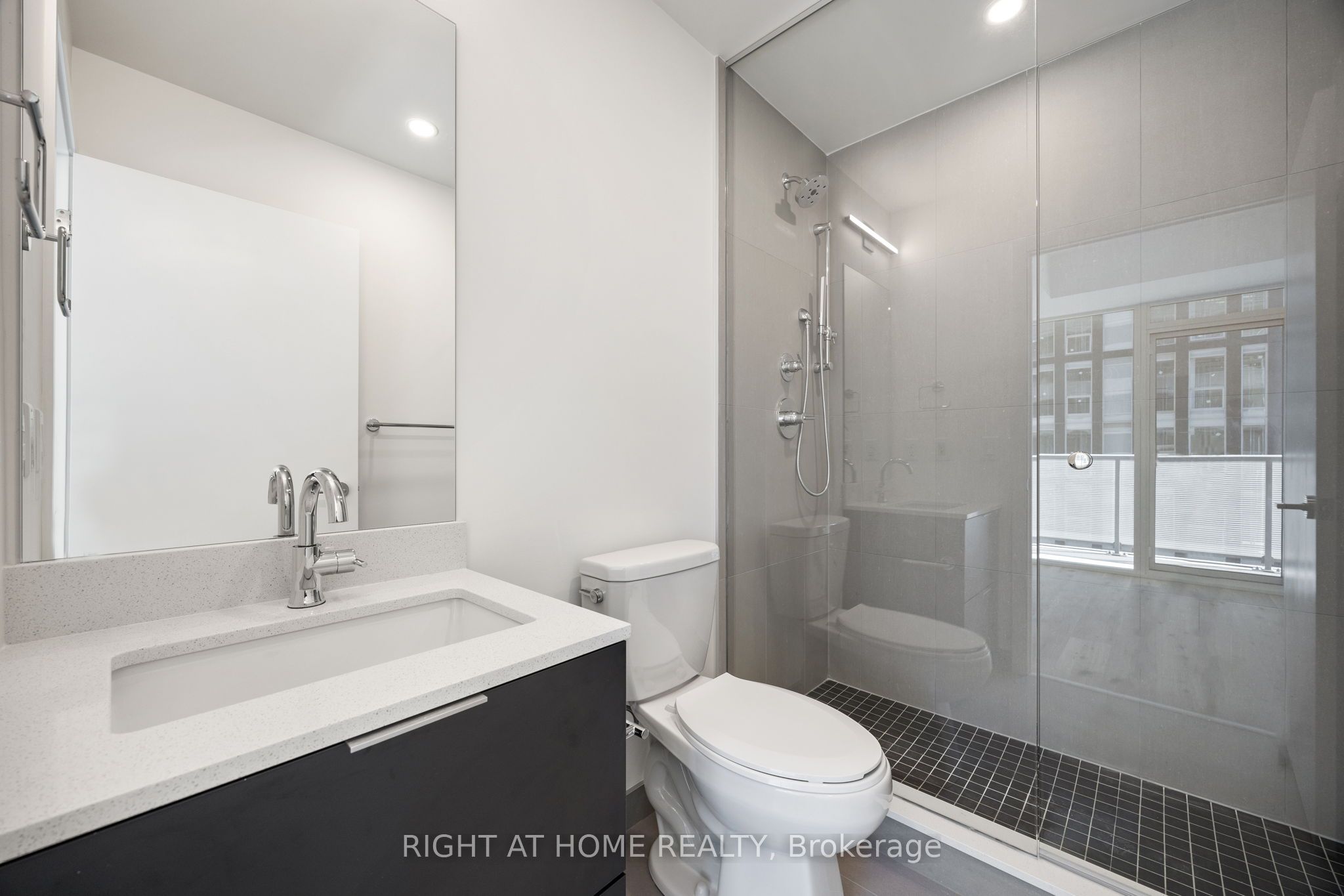 89 Church Street 4608 Property Photo 14