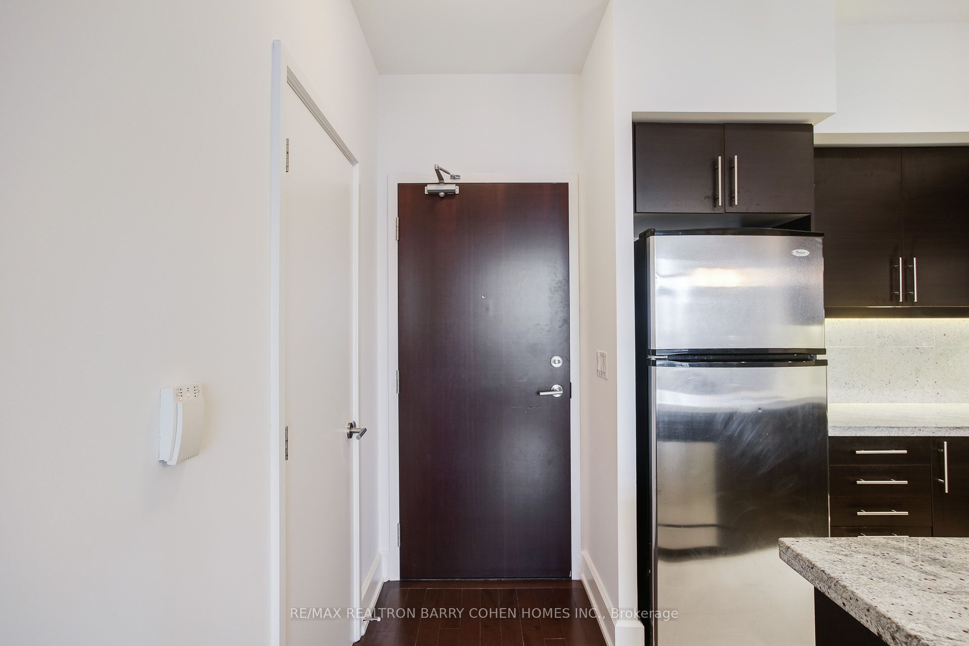 676 Sheppard Avenue E 616 Property Photo 4