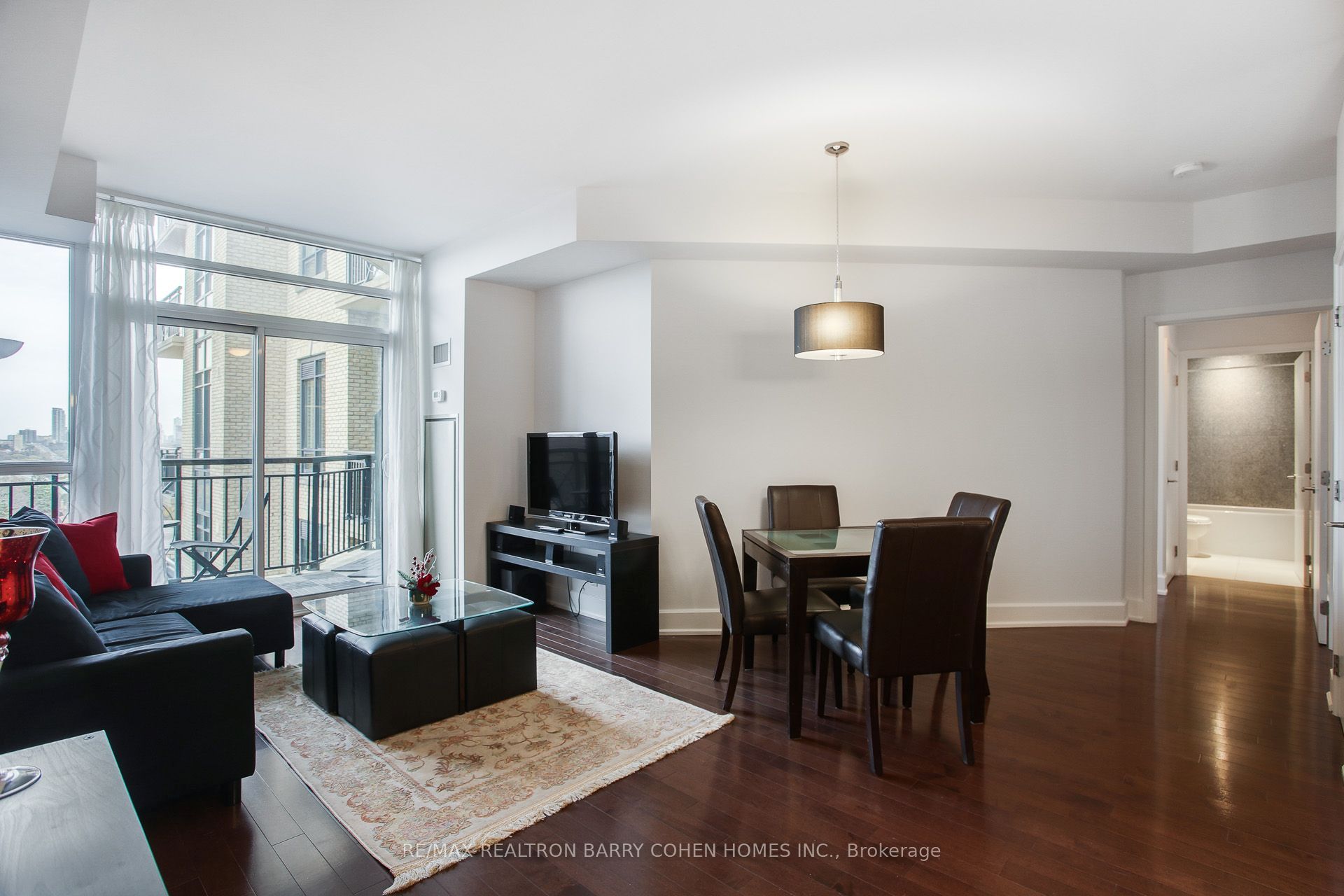676 Sheppard Avenue E 616 Property Photo 10