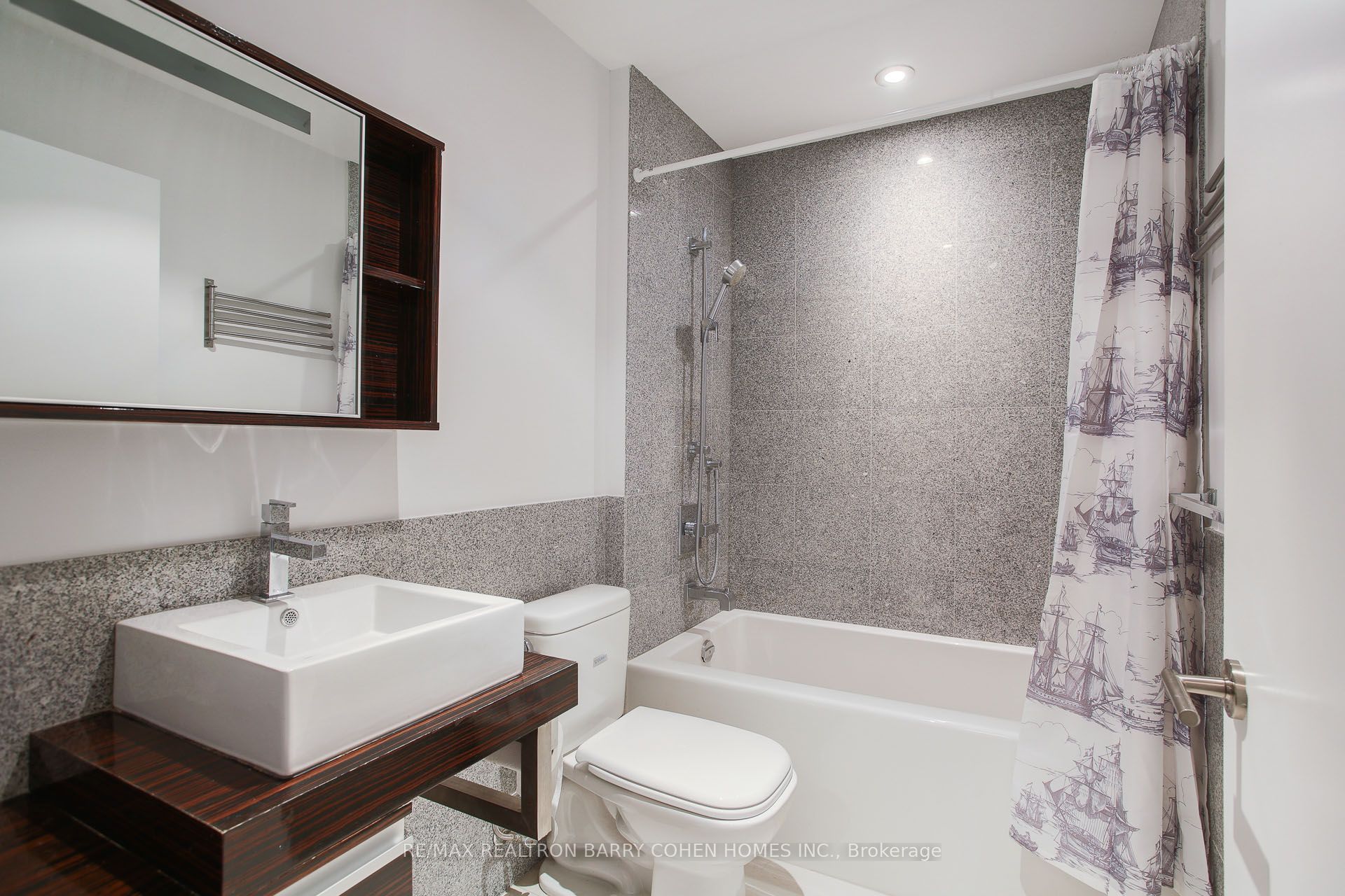 676 Sheppard Avenue E 616 Property Photo 20