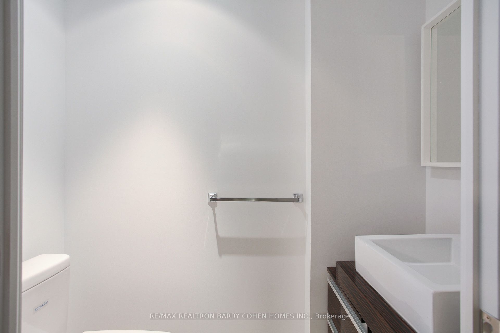 676 Sheppard Avenue E 616 Property Photo 22