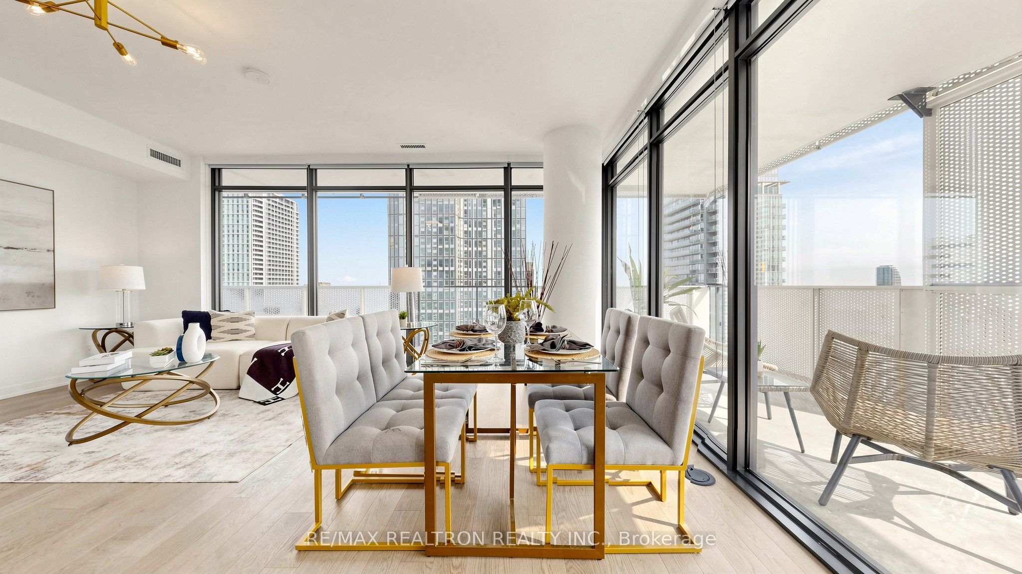 20 Lombard Street 3403 Property Photo 4