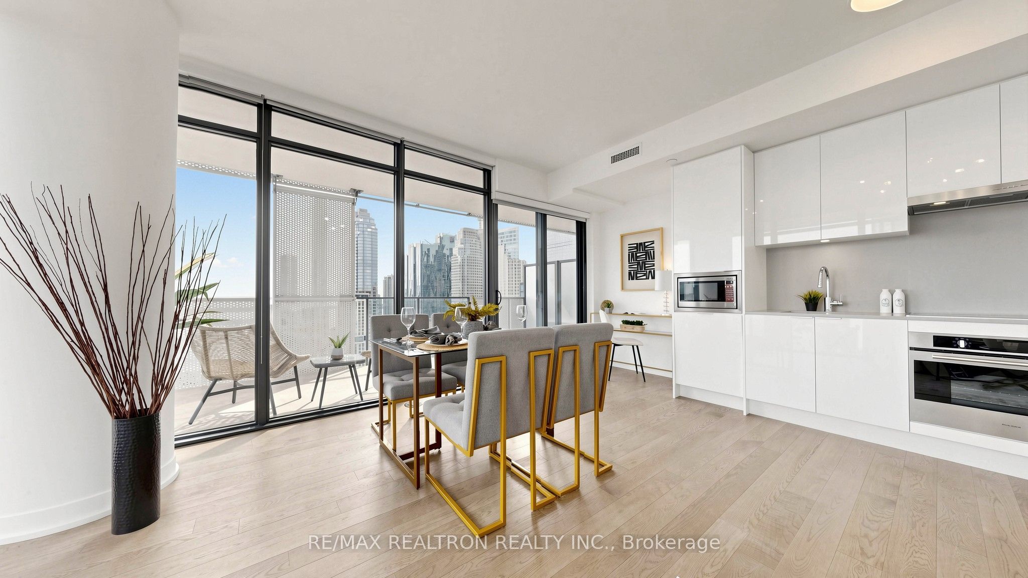20 Lombard Street 3403 Property Photo 7