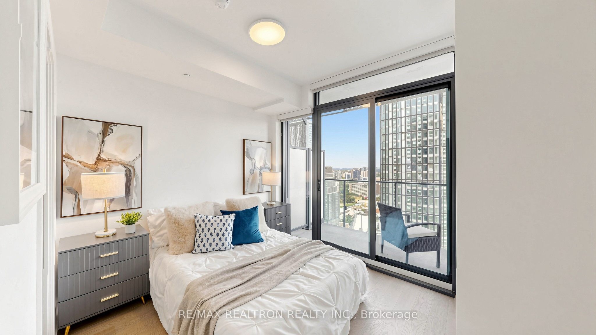 20 Lombard Street 3403 Property Photo 11