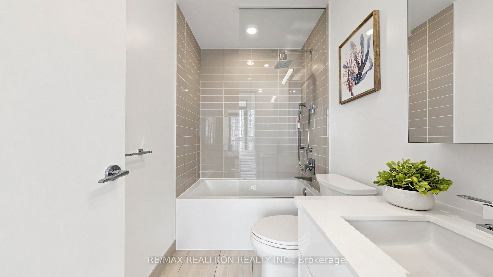 20 Lombard Street 3403 Property Photo 14