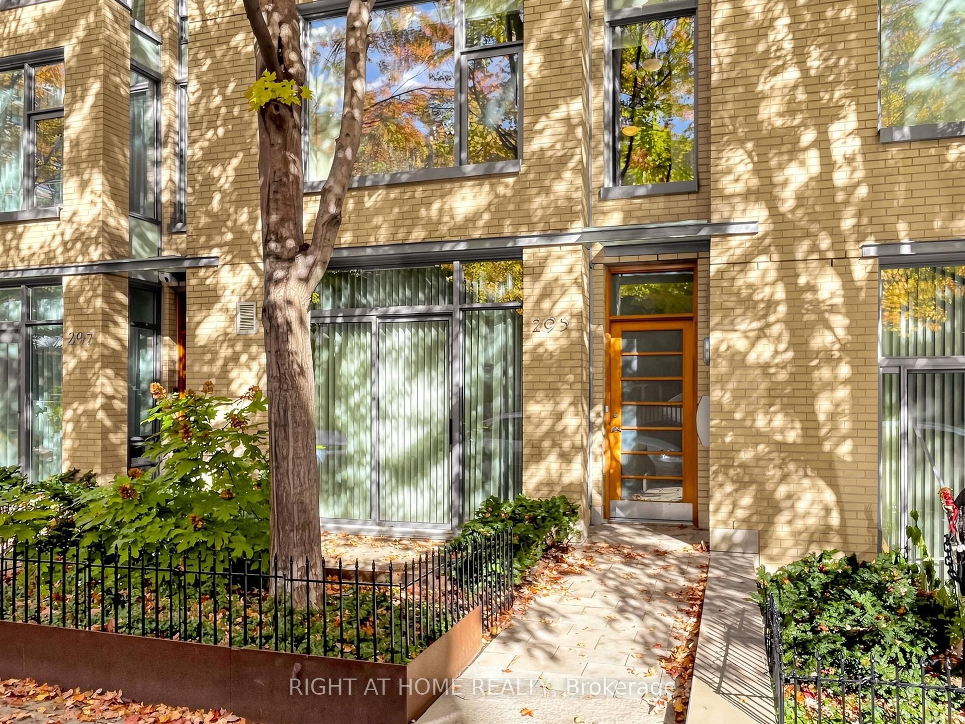 295 Mutual Street 4 Property Photo 47