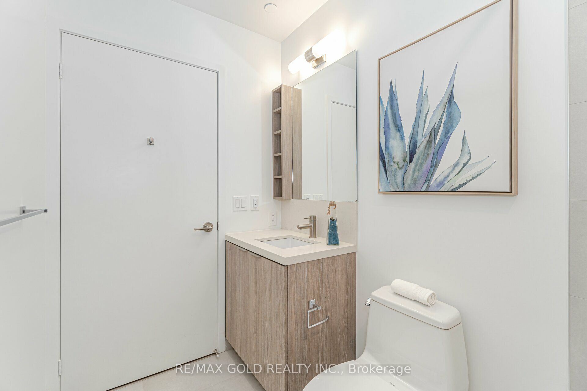 2020 Bathurst Street 216 Property Photo 22