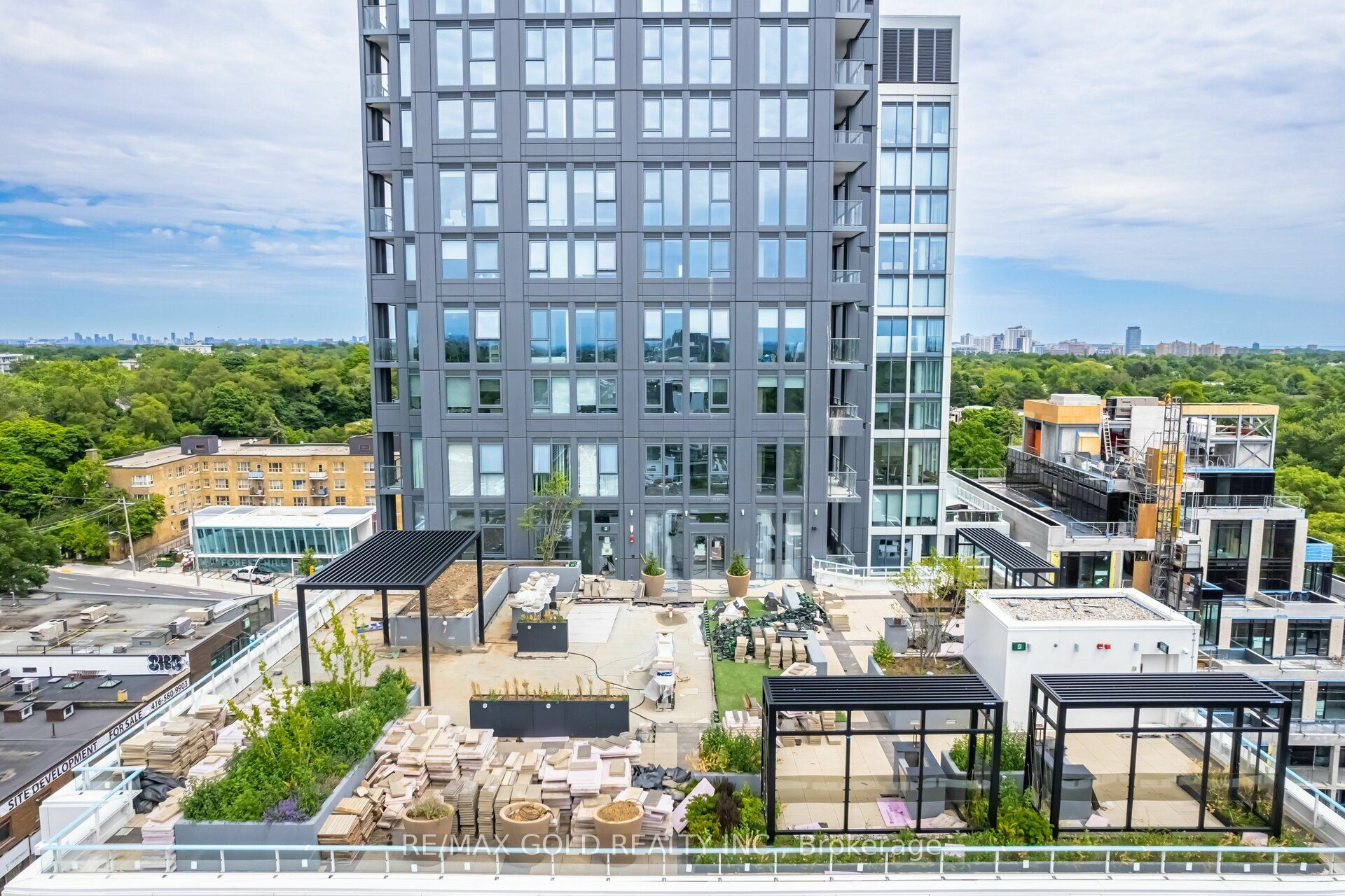 2020 Bathurst Street 216 Property Photo 46