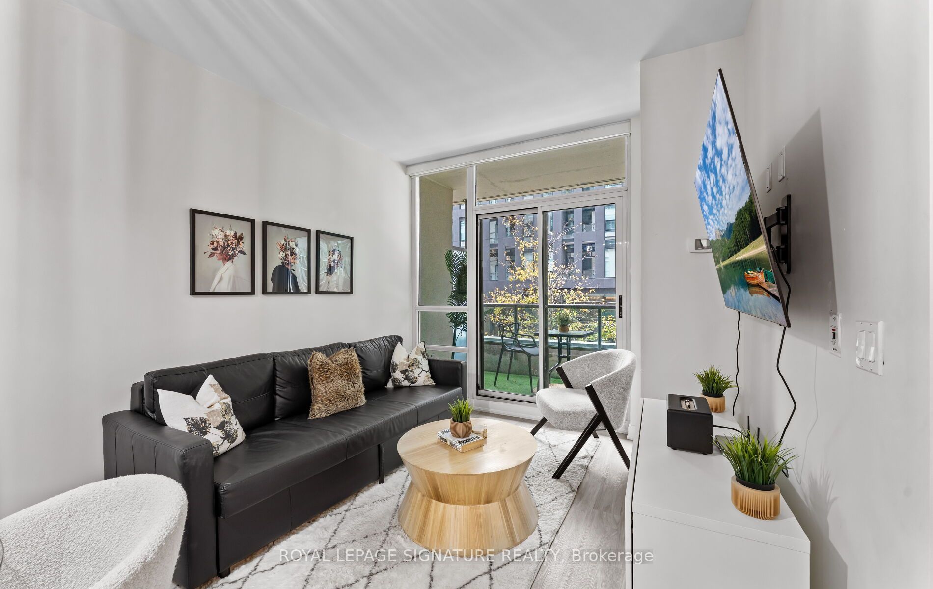 88 Broadway Avenue 206 Property Photo 8