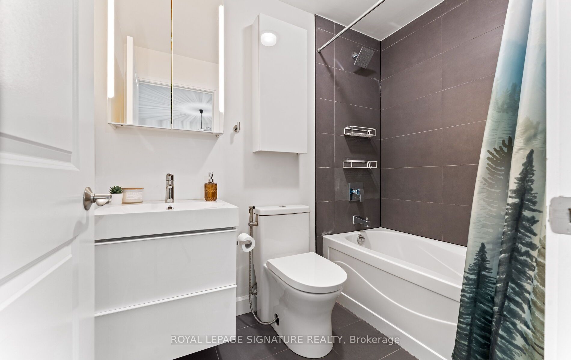 88 Broadway Avenue 206 Property Photo 27