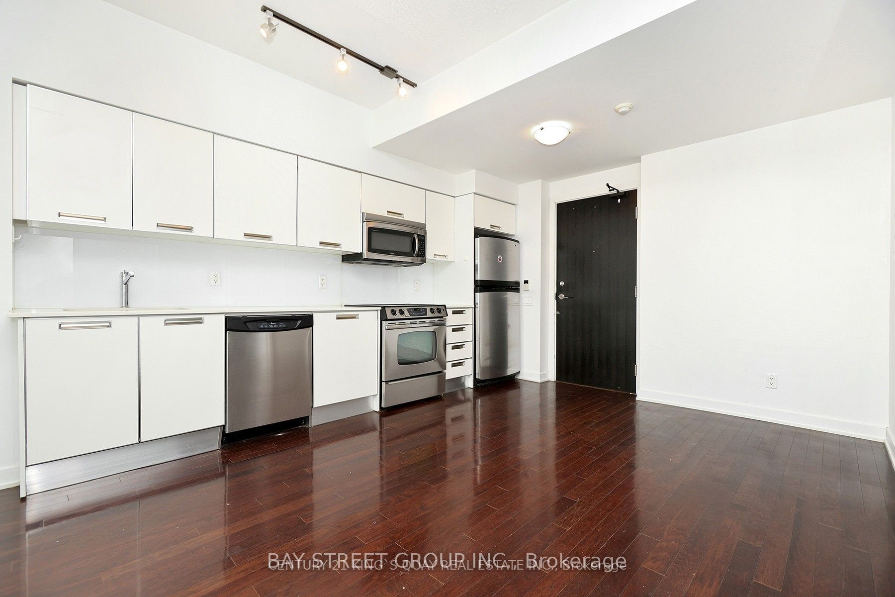 33 Charles Street E 1401 Property Photo 10