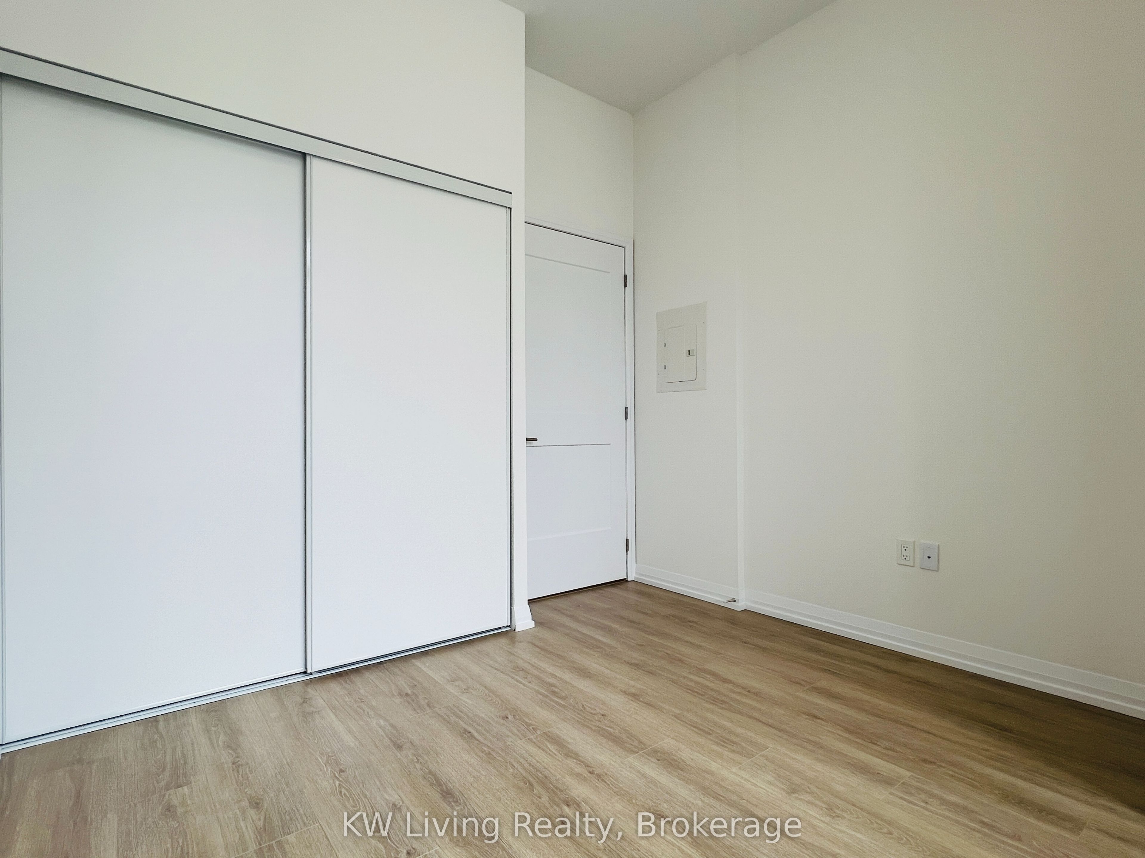25 Holly Street 2305 Property Photo 6