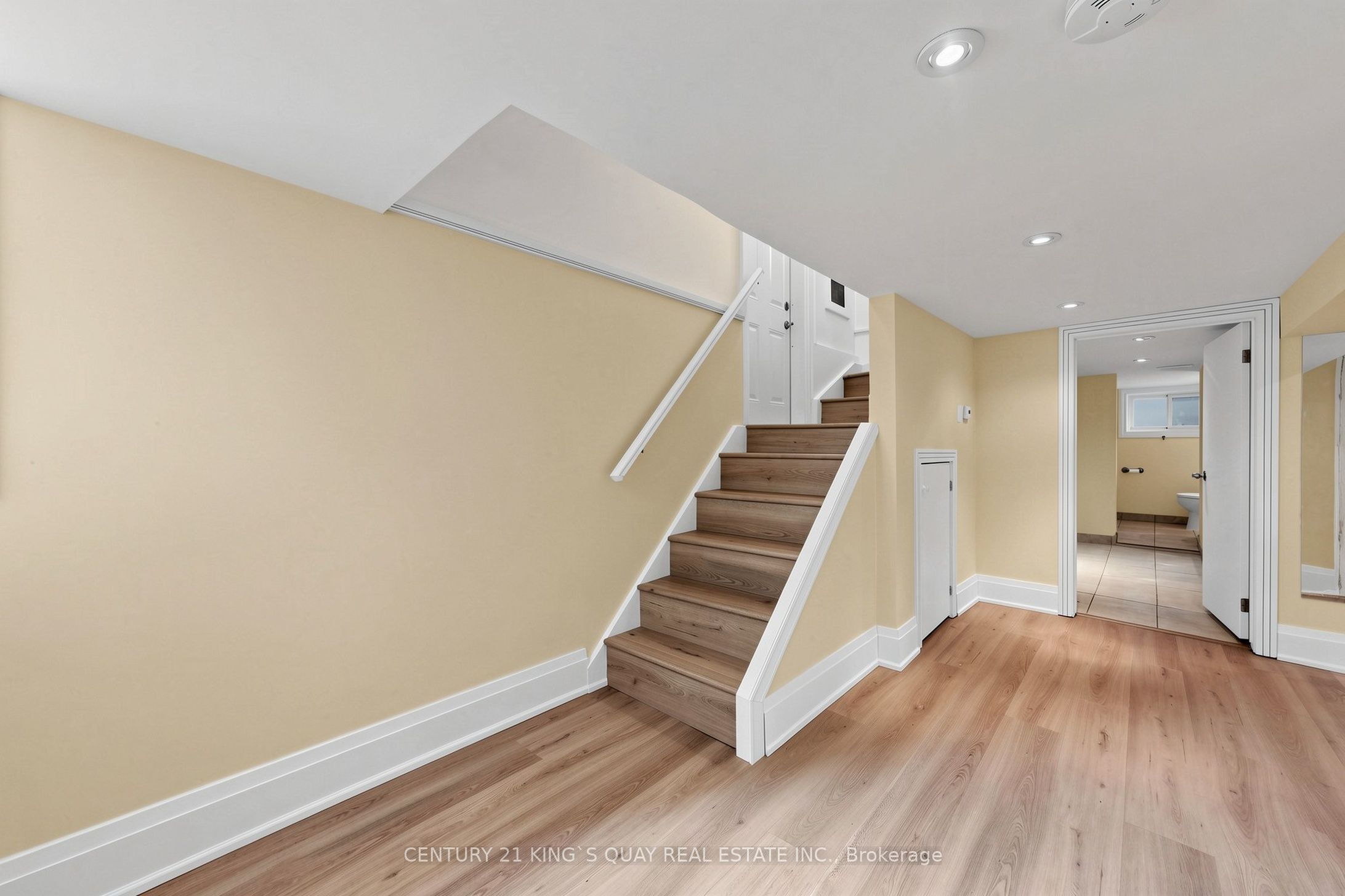 32 Crestview Road Property Photo 30