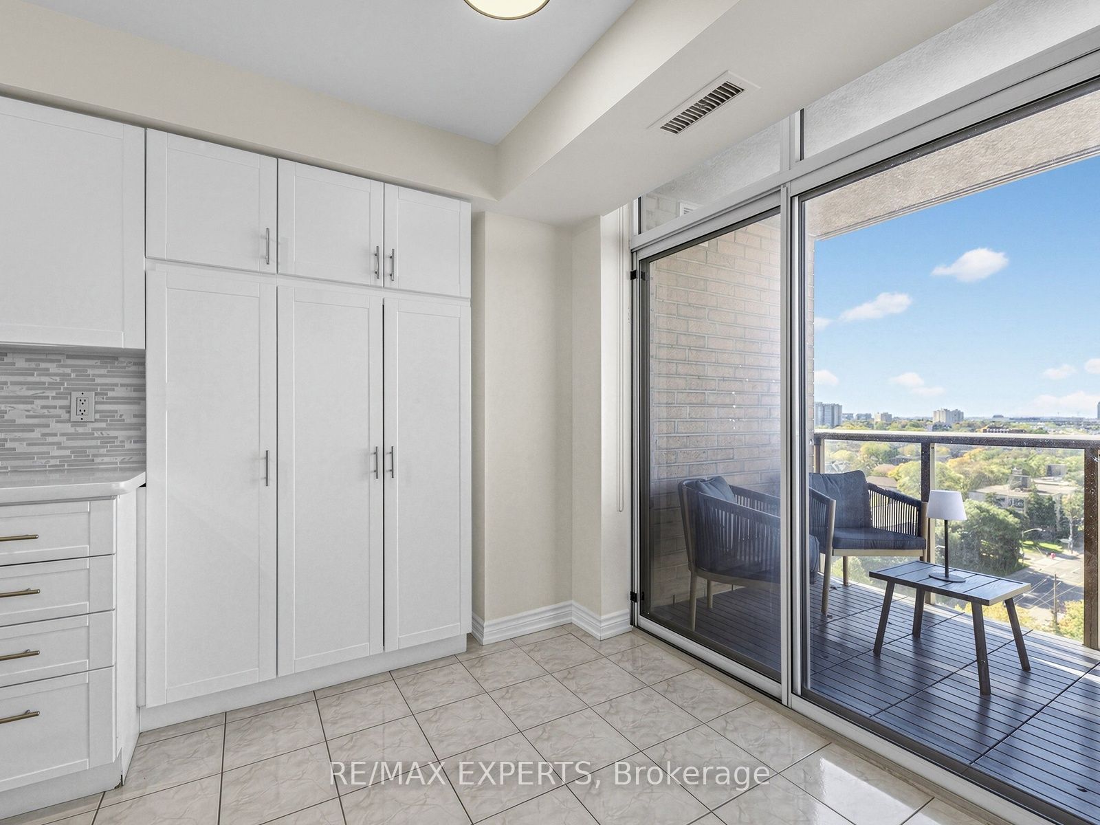 265 Ridley Boulevard 1509 Property Photo 15