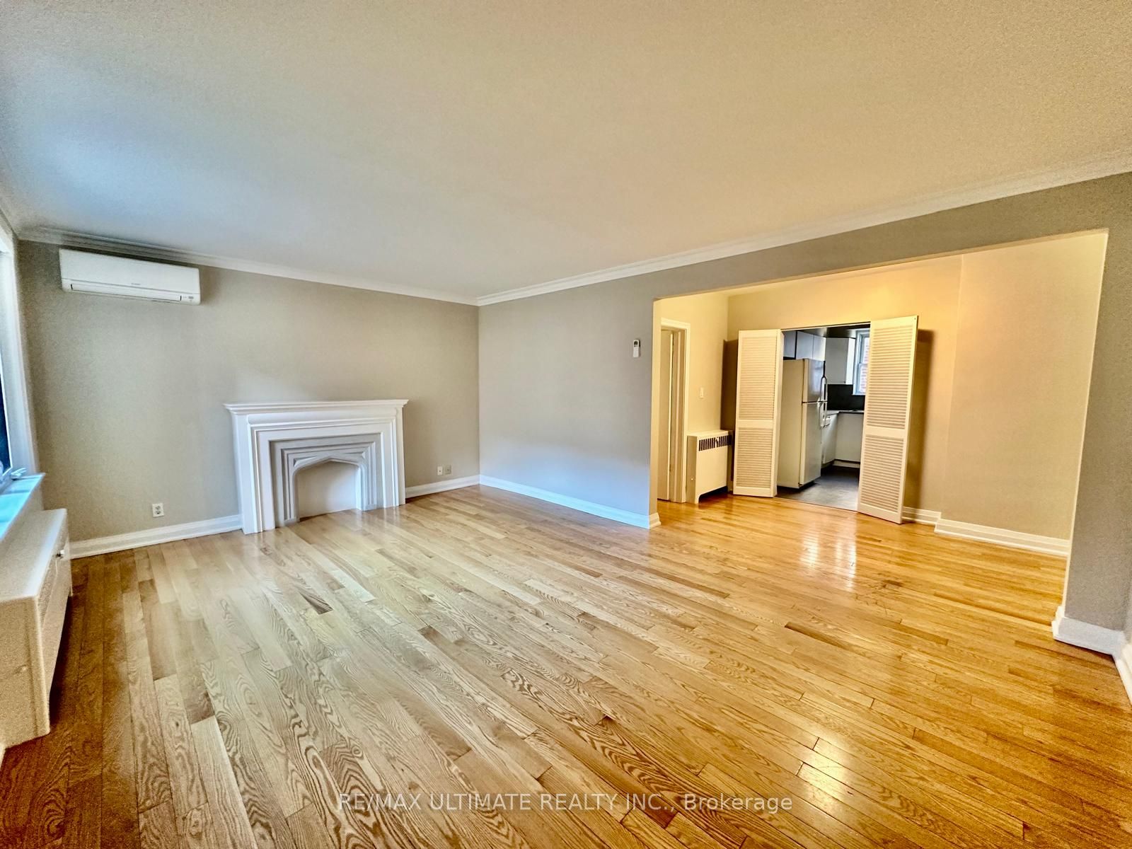 5 Warwick Avenue 3 Property Photo 3