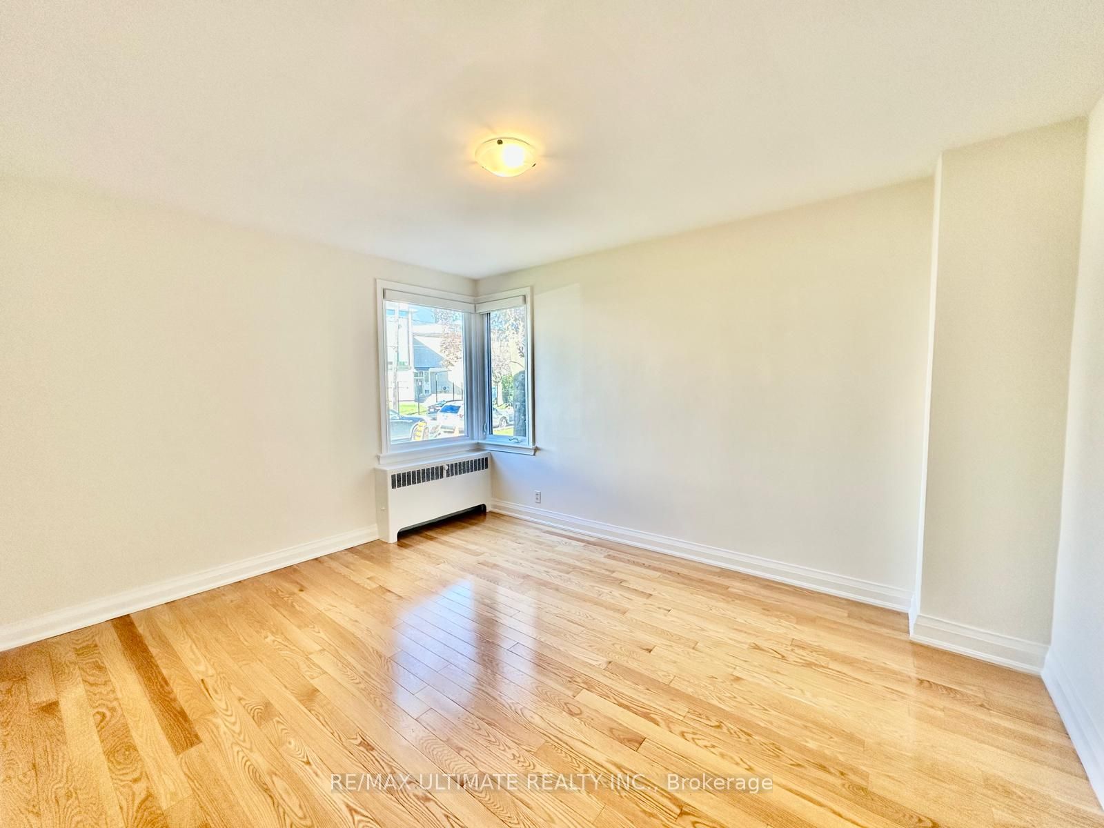 5 Warwick Avenue 3 Property Photo 11