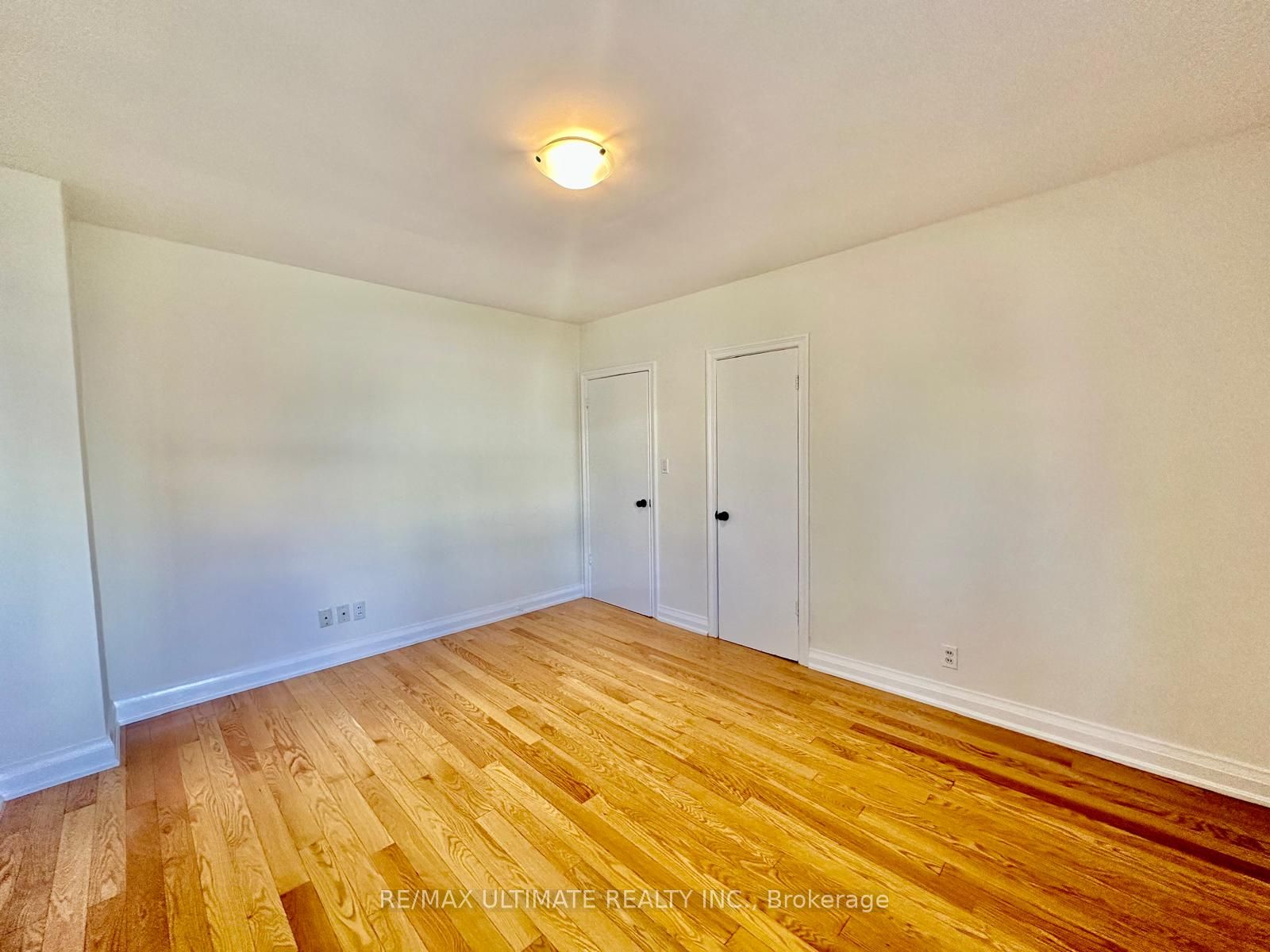 5 Warwick Avenue 3 Property Photo 12