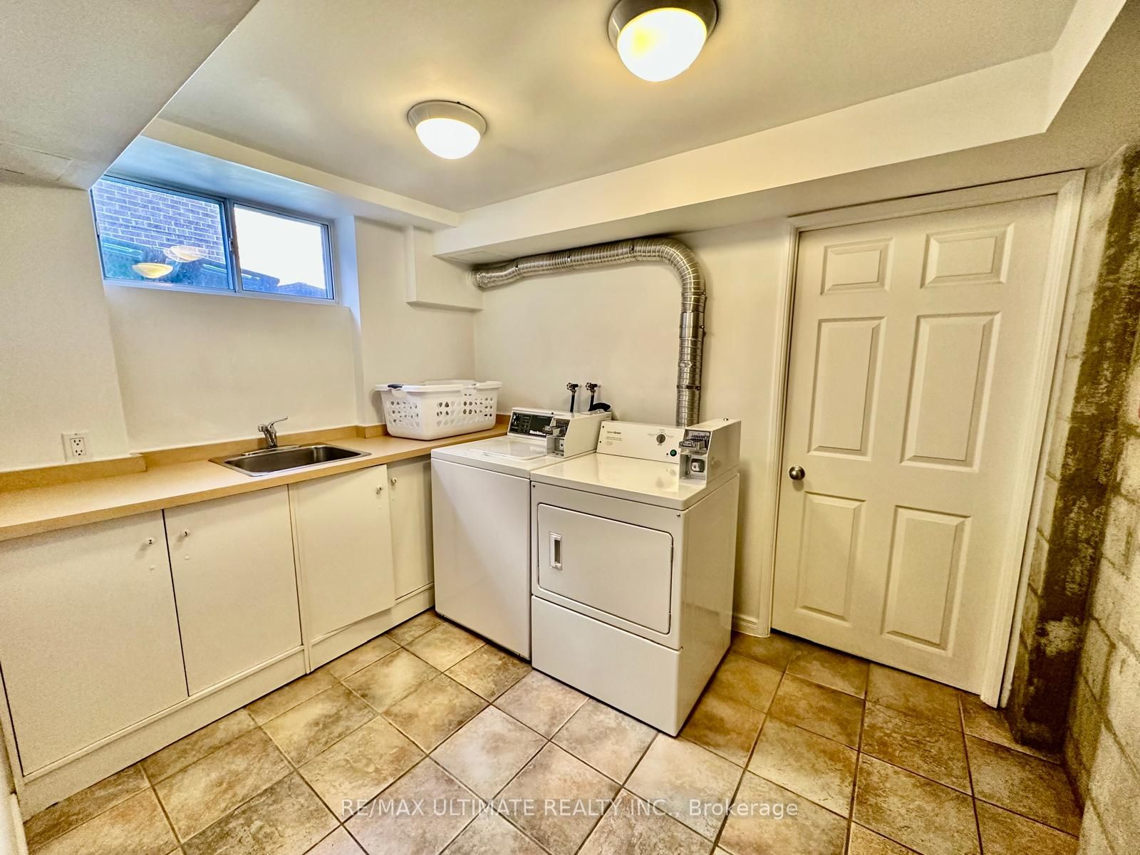 5 Warwick Avenue 3 Property Photo 16