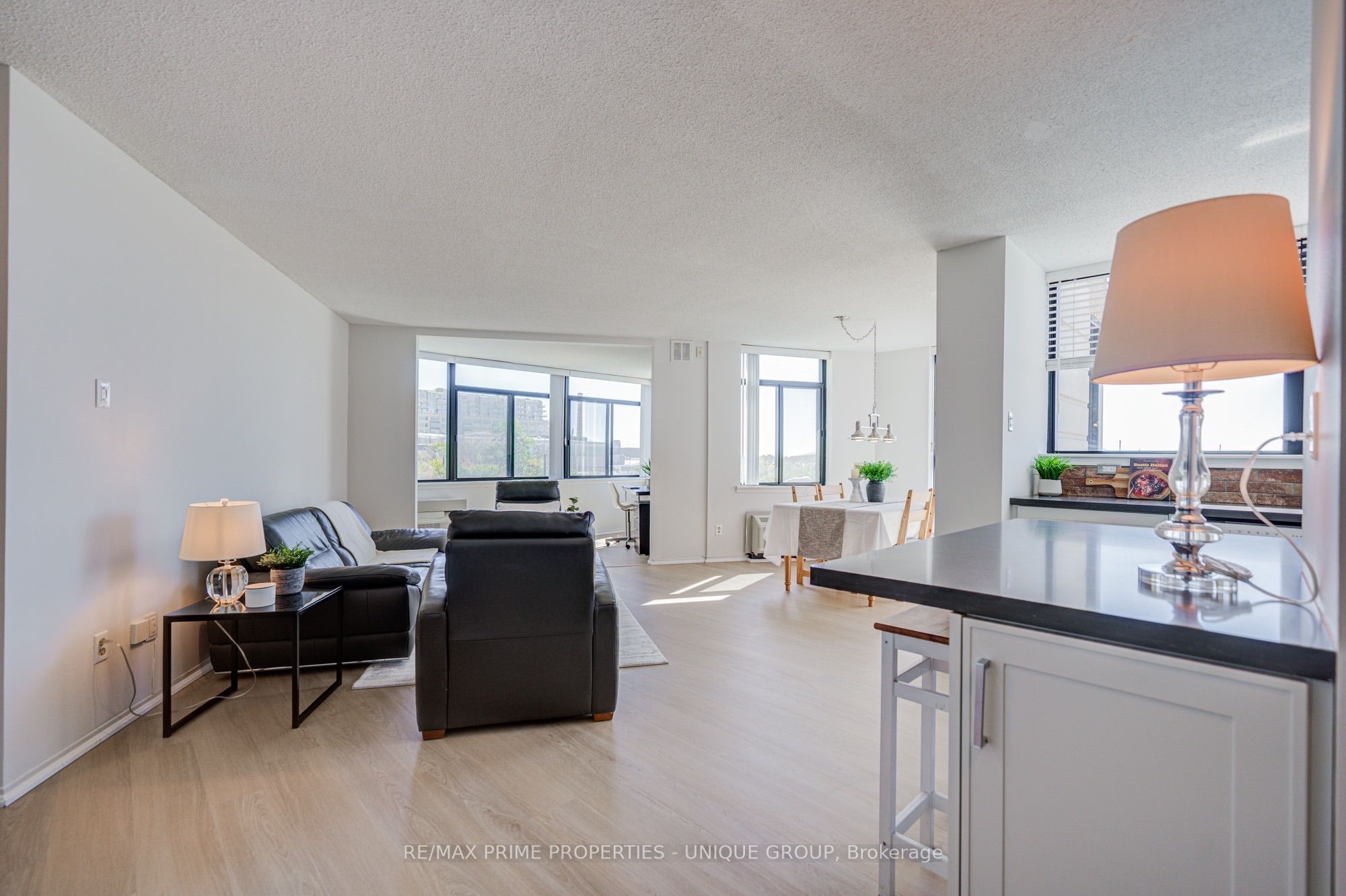 250 Queens Quay W 301 Property Photo 5